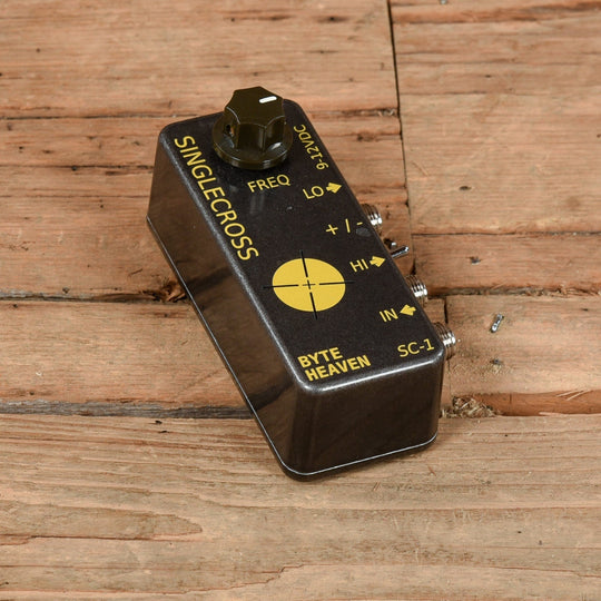 Byte Heaven Singlecross Effects and Pedals / Octave and Pitch