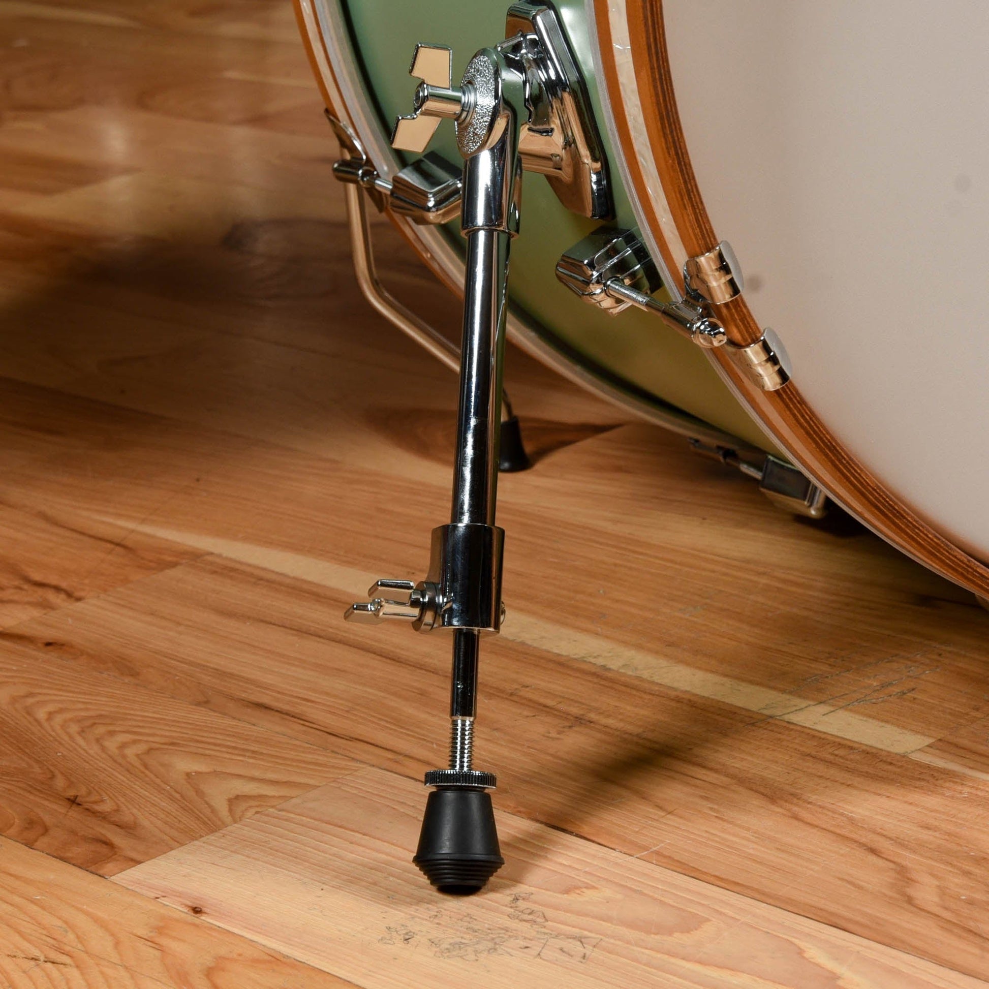 C&C Maple/Gum 13/16/22 3pc. Drum Kit Menta Green Satin w/Wood Hoops Drums and Percussion / Acoustic Drums / Full Acoustic Kits