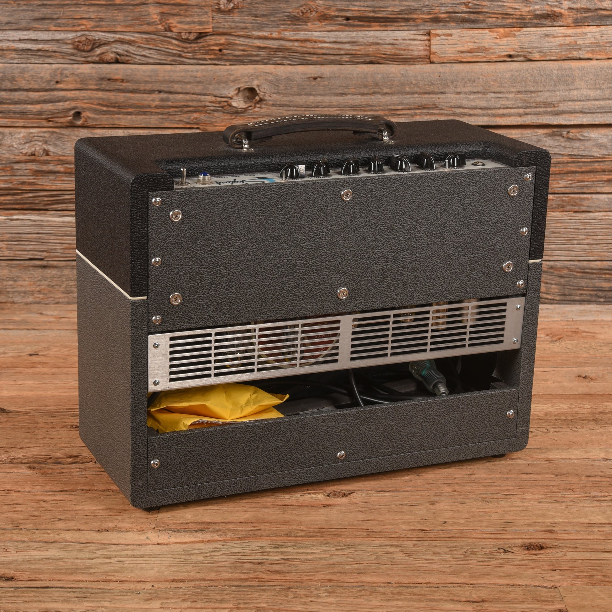 Carr Skylark 12-Watt 1x12" Guitar Combo Amps / Guitar Amps / Guitar Cabinets