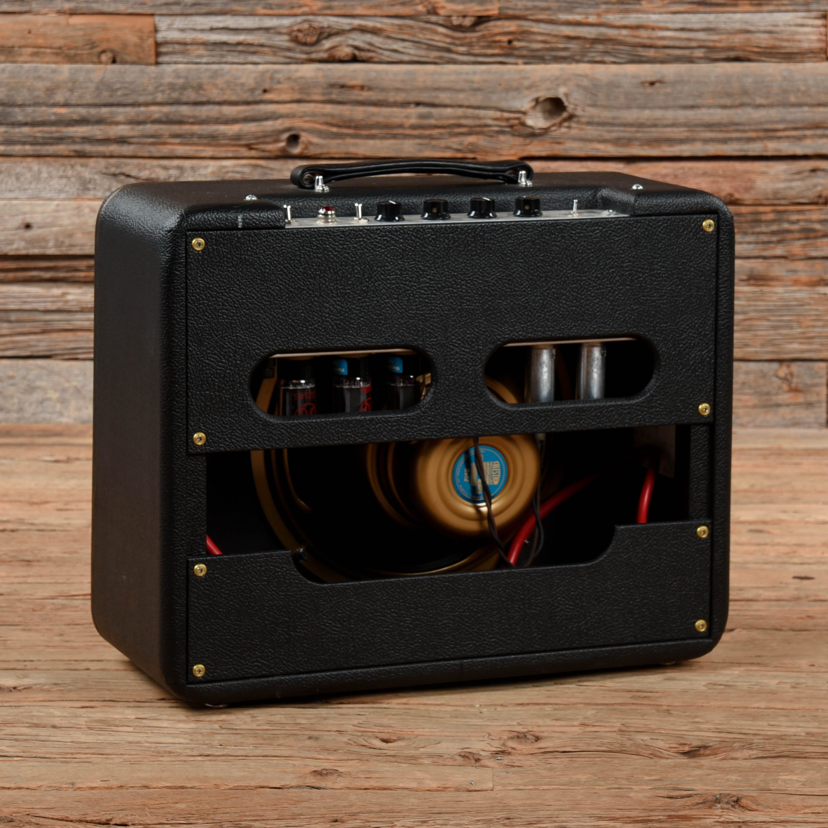 Carstens Amplification Black Flag 22-Watt 1x12