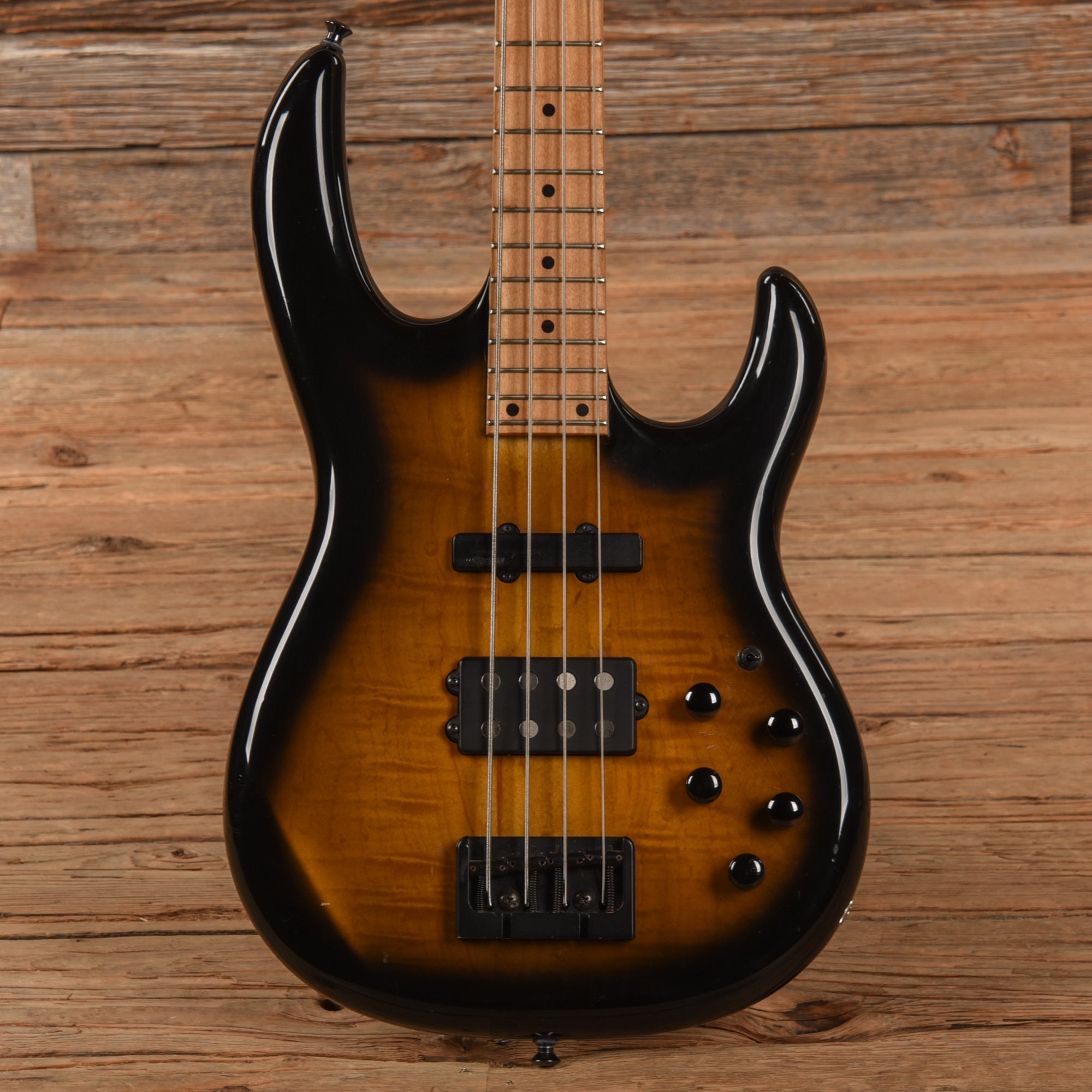 Carvin LB-70 Sunburst Bass Guitars / 4-String