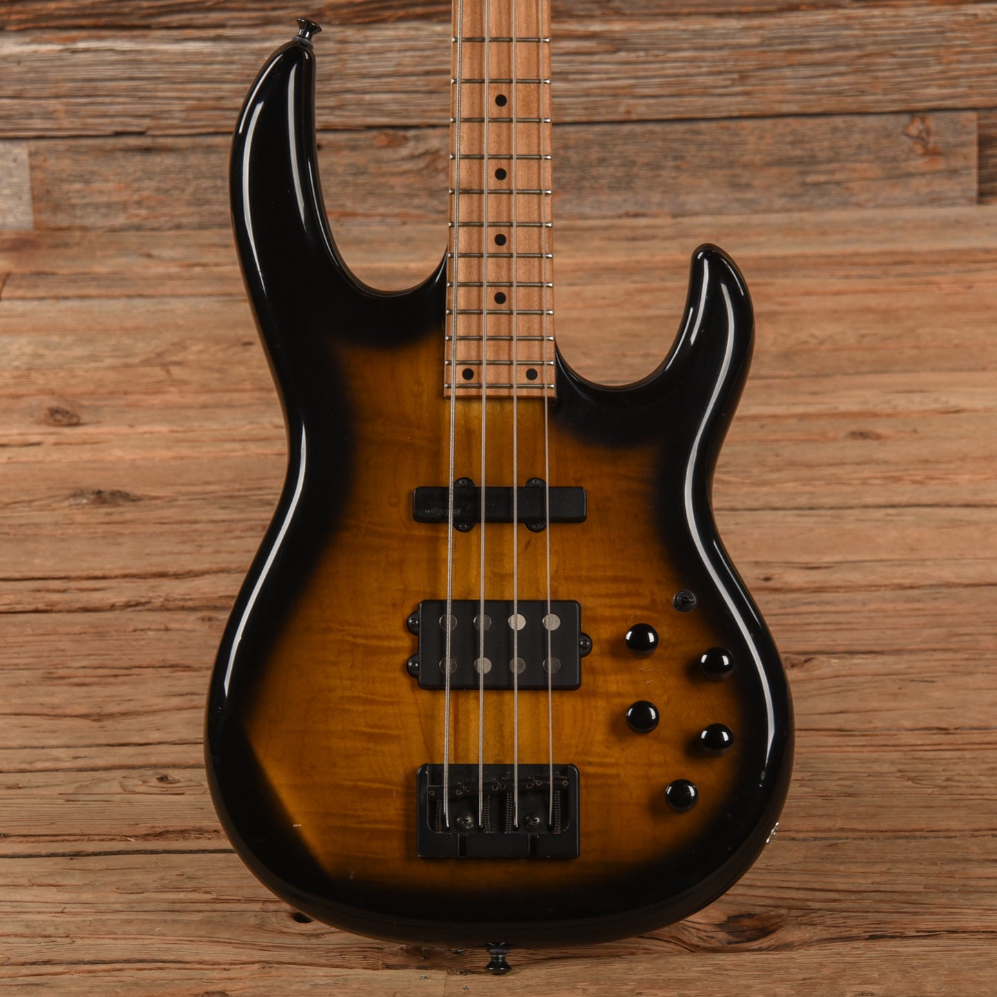 Carvin LB-70 Sunburst Bass Guitars / 4-String