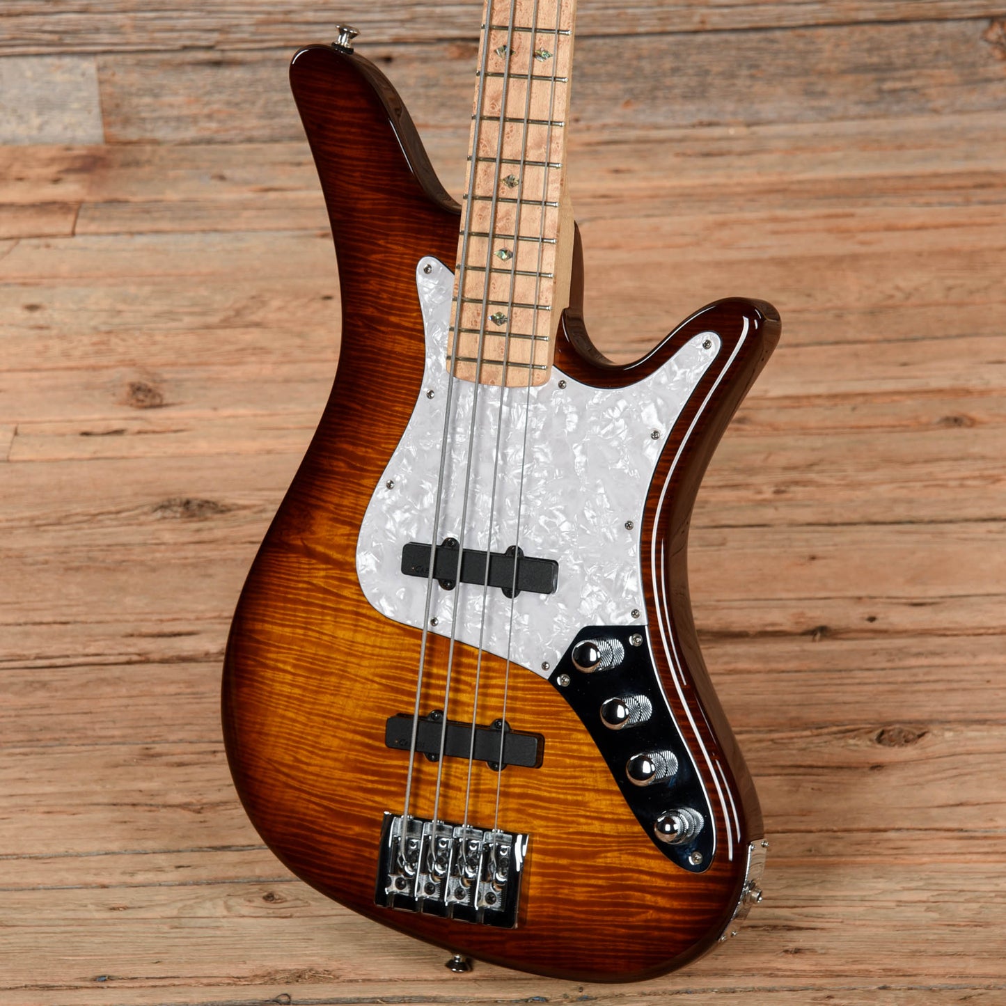 Carvin SB4000 Sunburst 2012 Bass Guitars / 4-String