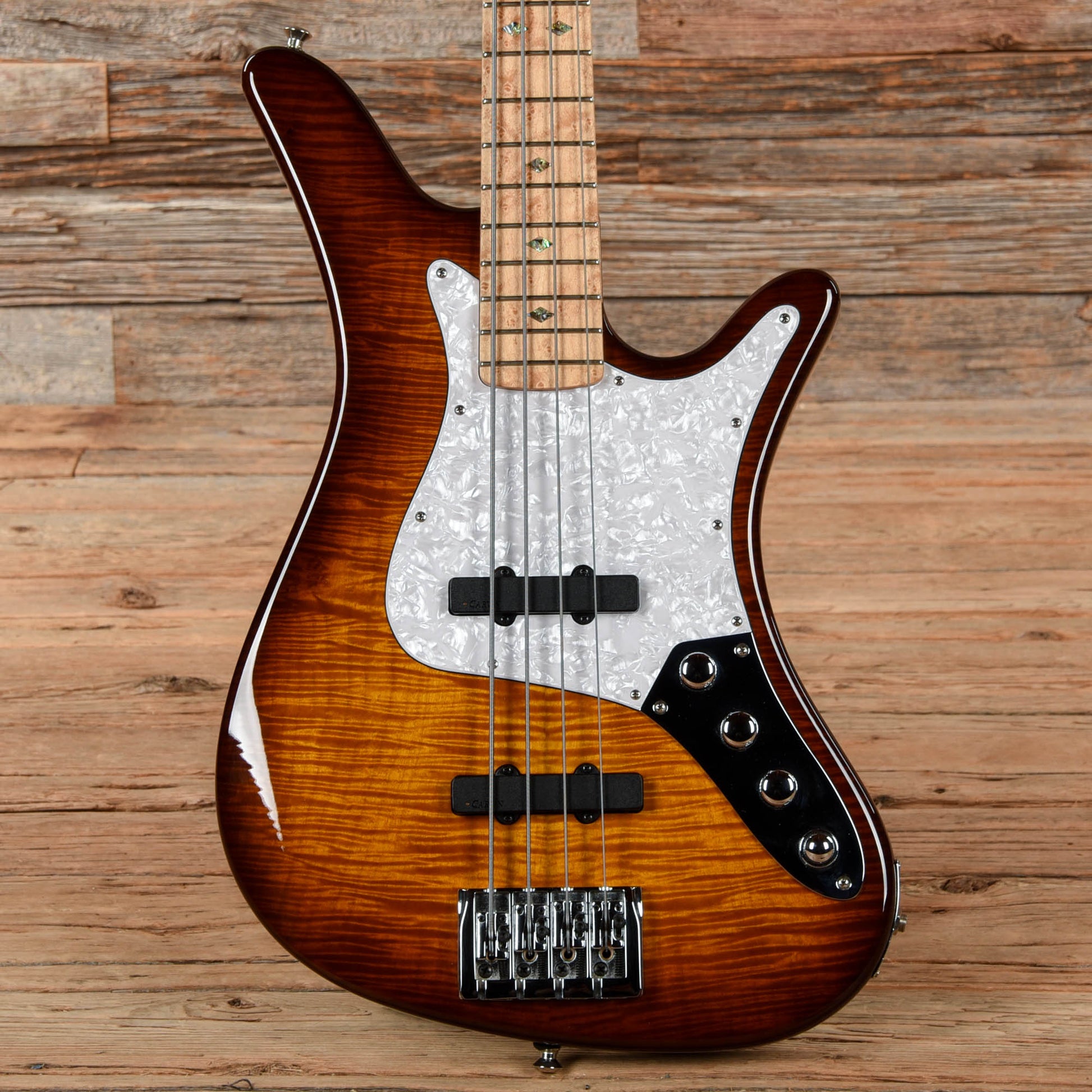 Carvin SB4000 Sunburst 2012 Bass Guitars / 4-String