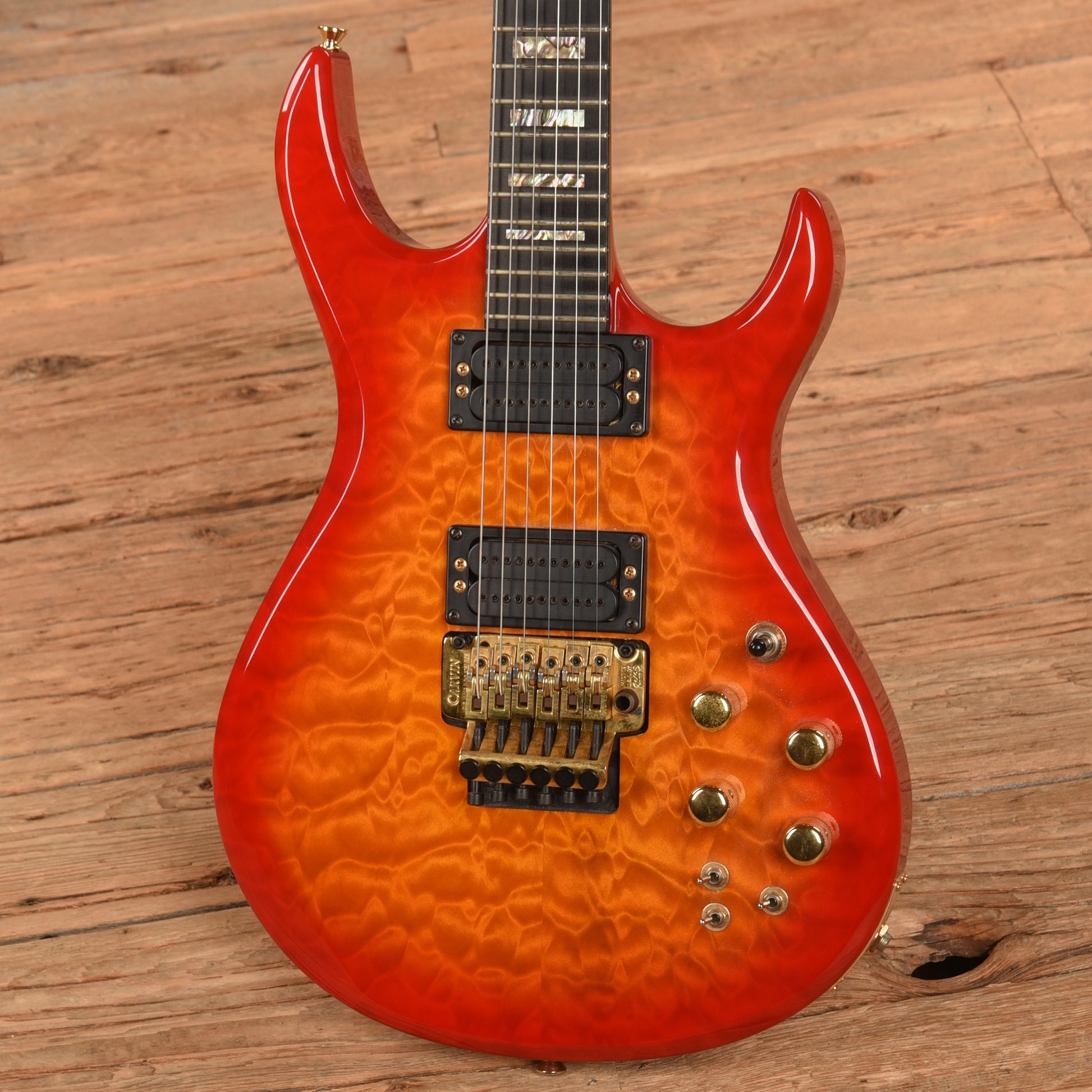 Carvin DC400 Sunburst Electric Guitars / Solid Body