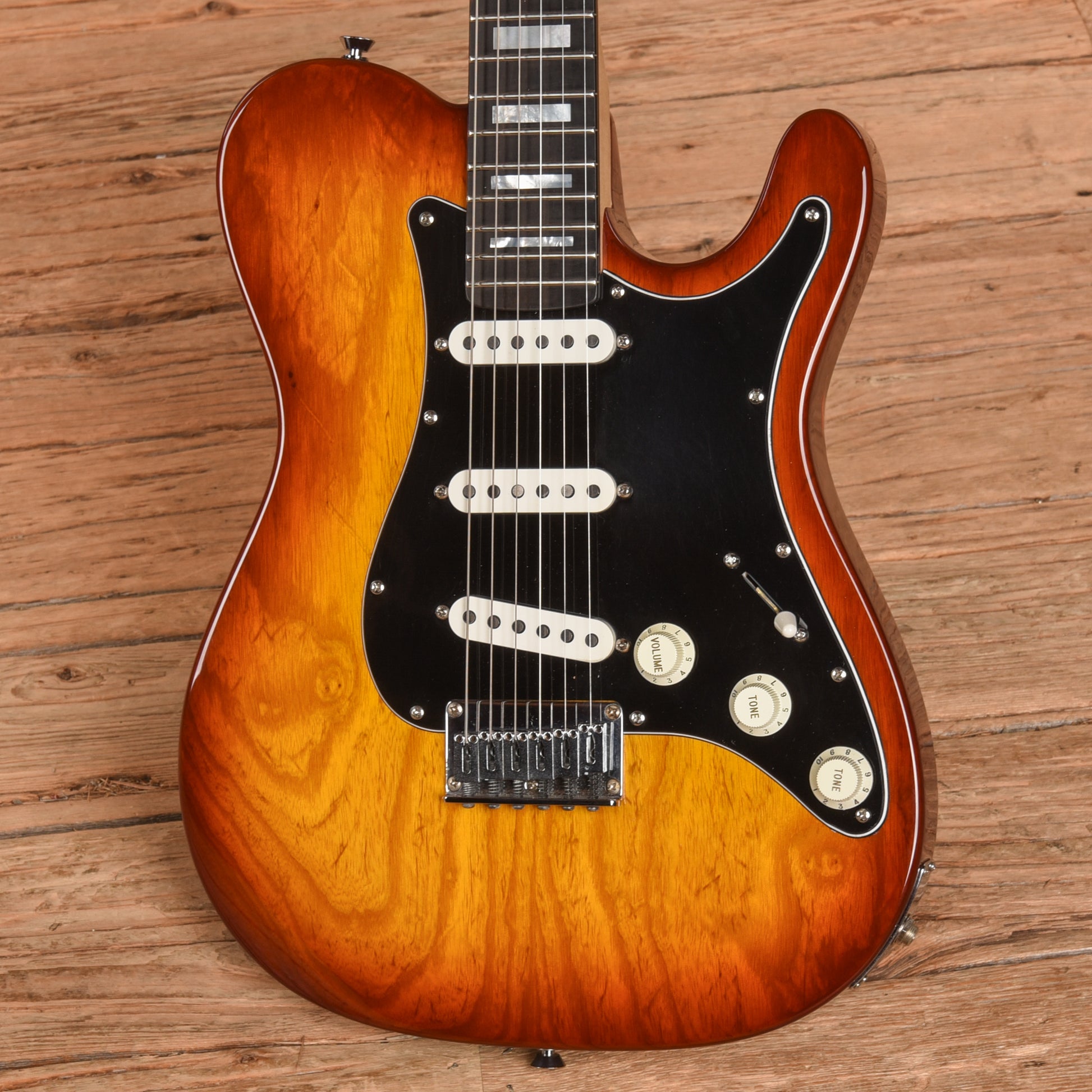 Carvin TLB60 Sunburst 2011 Electric Guitars / Solid Body