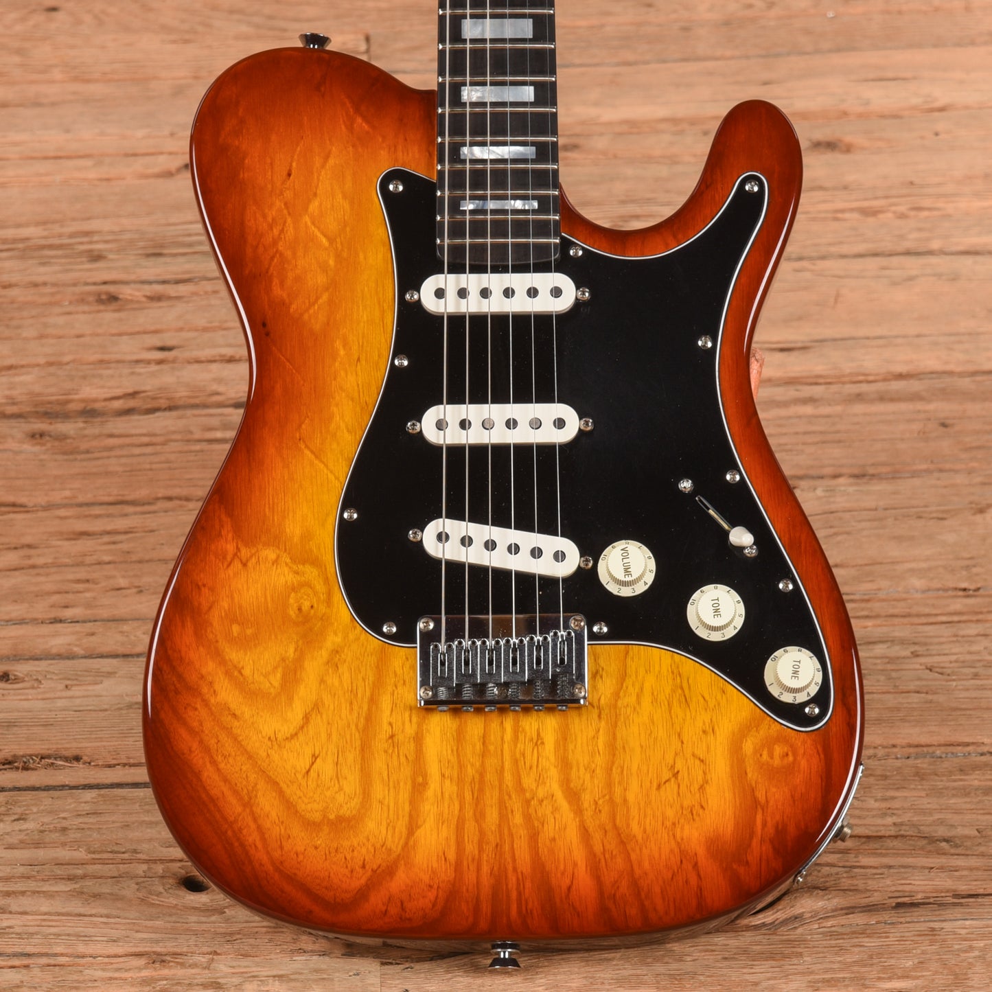 Carvin TLB60 Sunburst 2011 Electric Guitars / Solid Body