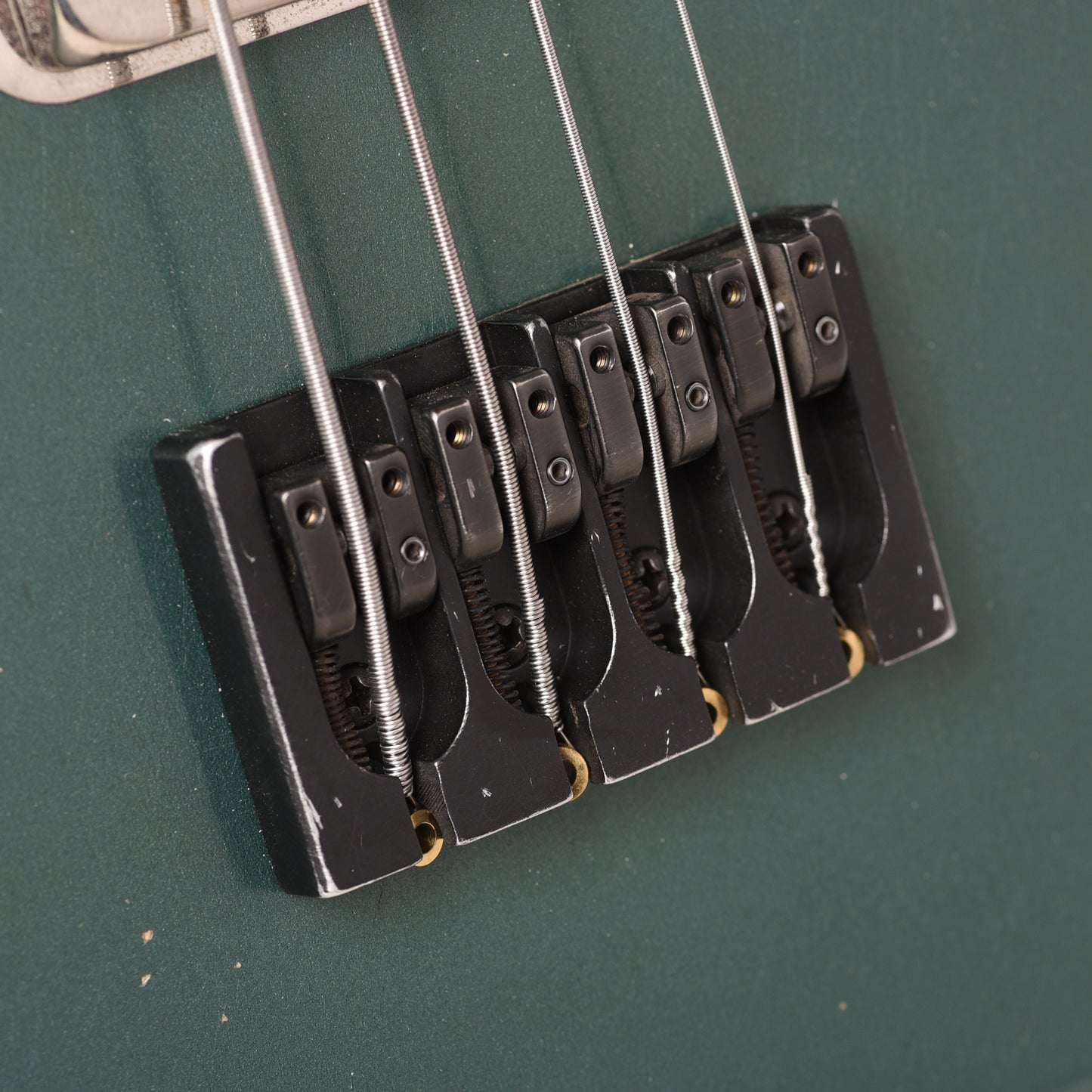 Castedosa Conchers Short-Scale Bass Aged Sherwood Green w/Novak Pickups