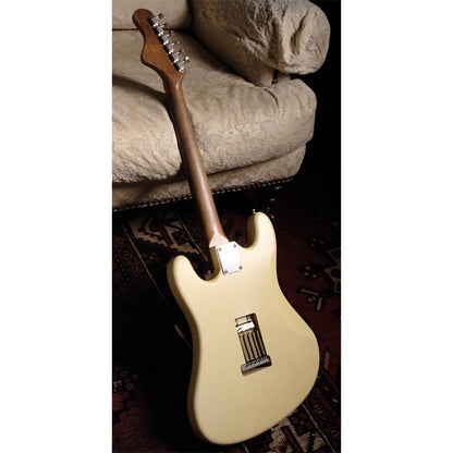 Castedosa Limited Edition Fam Built El Caballo Vintage White Light Aged Electric Guitars
