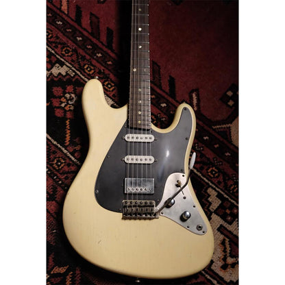 Castedosa Limited Edition Fam Built El Caballo Vintage White Light Aged Electric Guitars