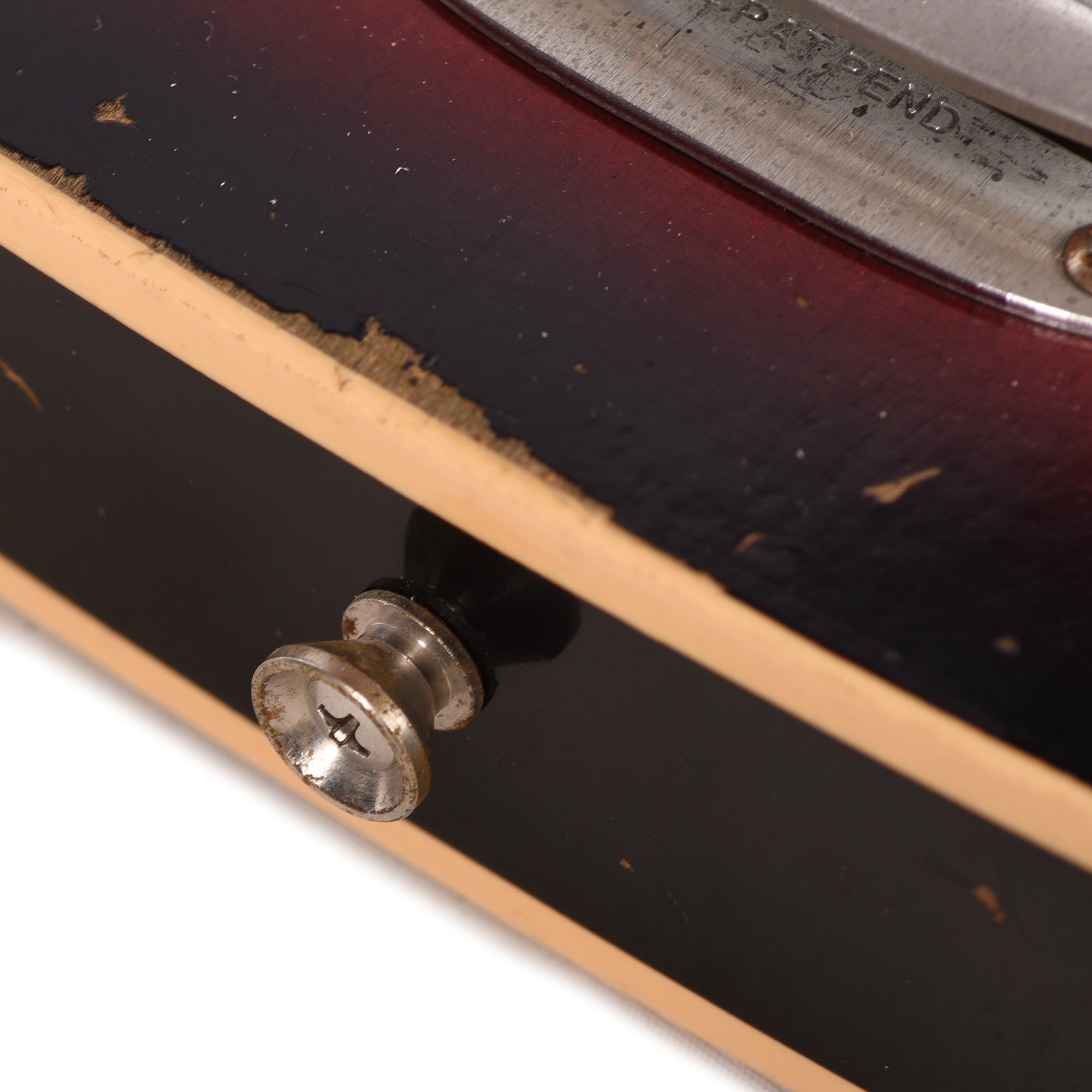 Castedosa 3511 Lobo Semi-Hollow Aged 3-Tone Sunburst w/TS Humbuckers Electric Guitars / Semi-Hollow