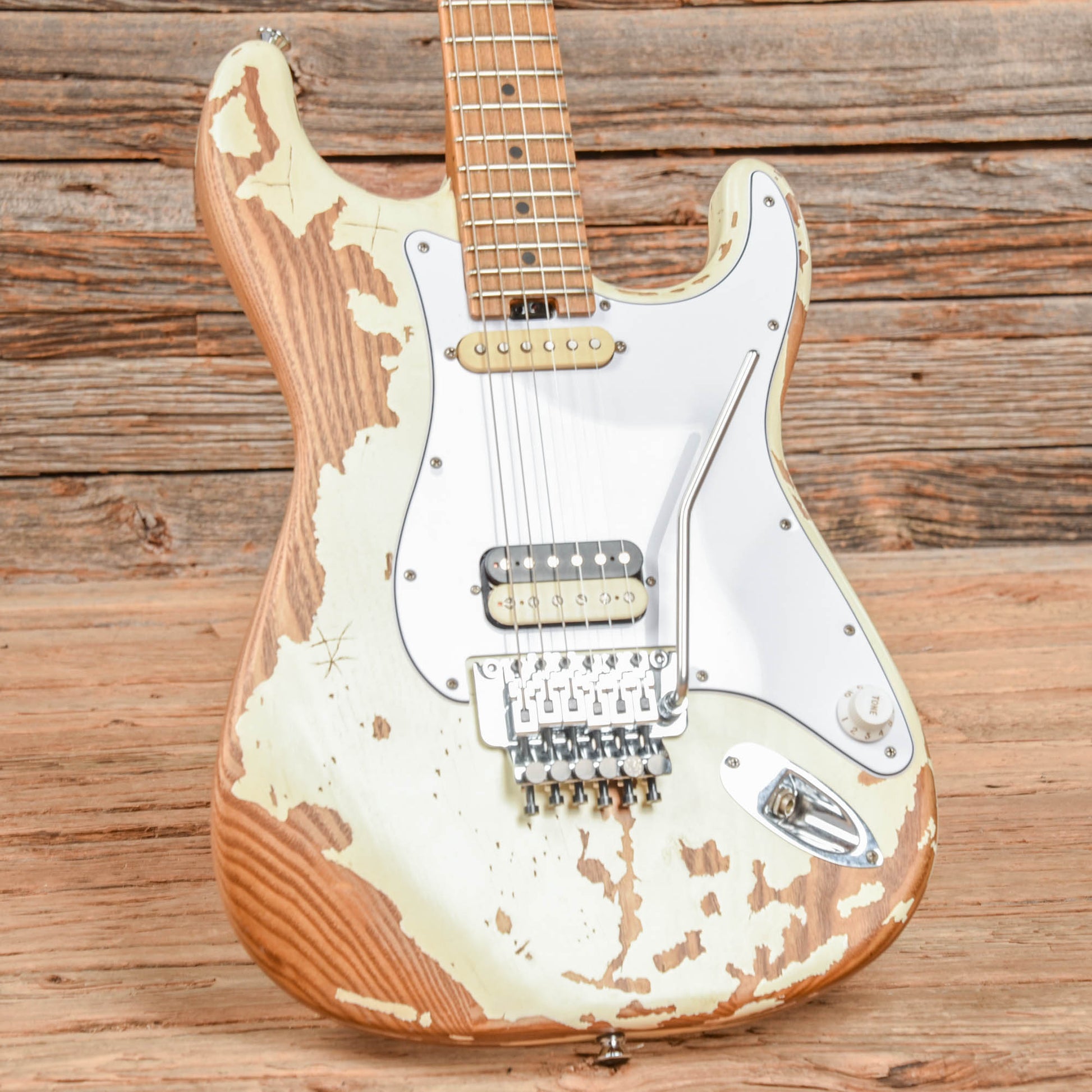 Charvel Henrik Danhage Signature Pro Mod So-Cal Style 1 White Relic Electric Guitars / Solid Body