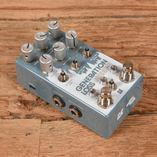 Chase Bliss Generation Loss MKII Effects and Pedals / Chorus and Vibrato