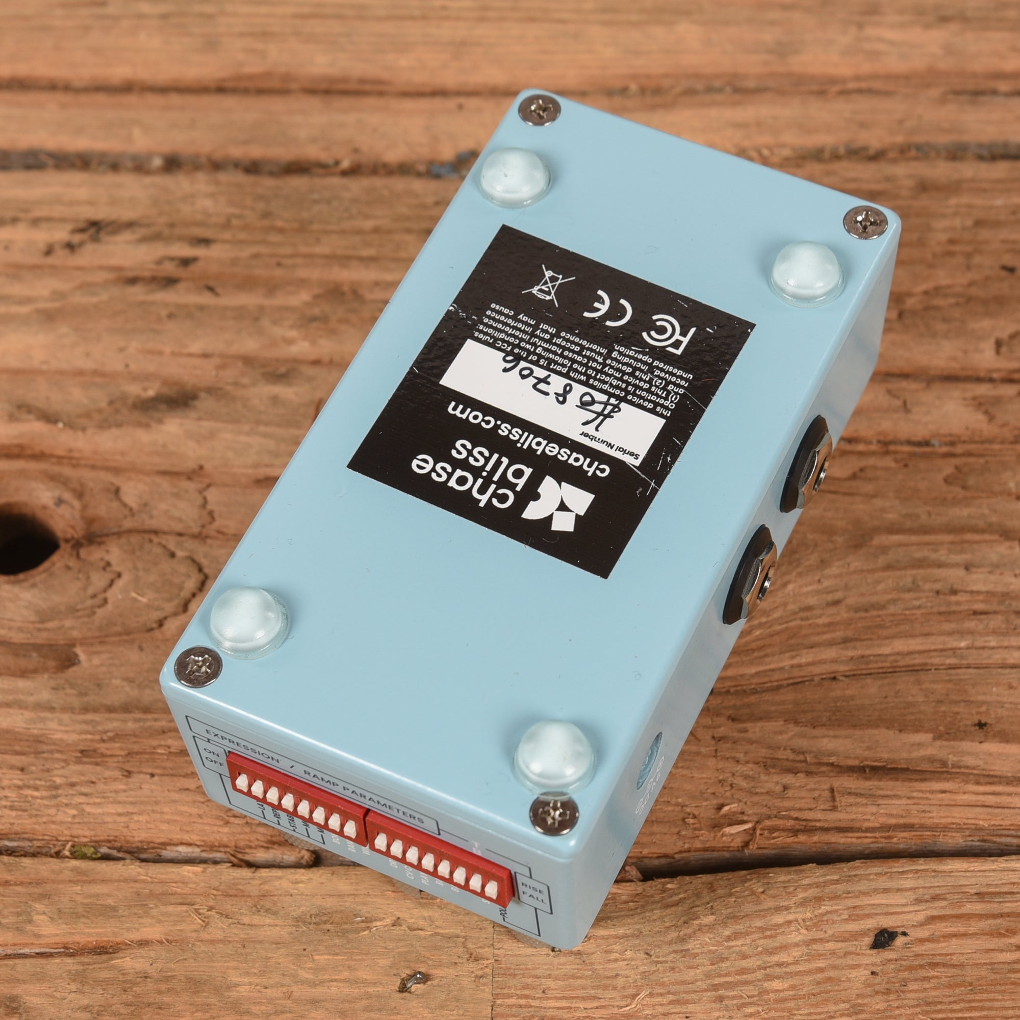 Chase Bliss Blooper – Chicago Music Exchange Chase Bliss Blooper – Chicago Music Exchange