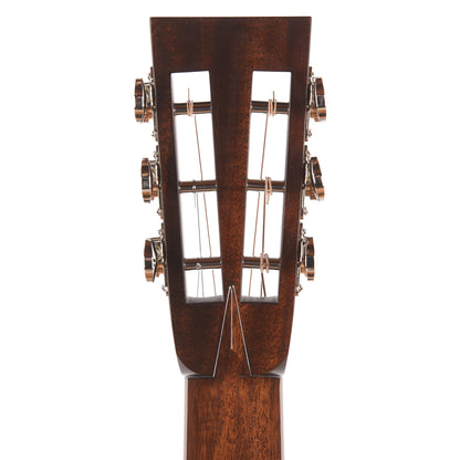 Collings 002H Traditional 12-Fret German Spruce/Rosewood Natural Acoustic Guitars