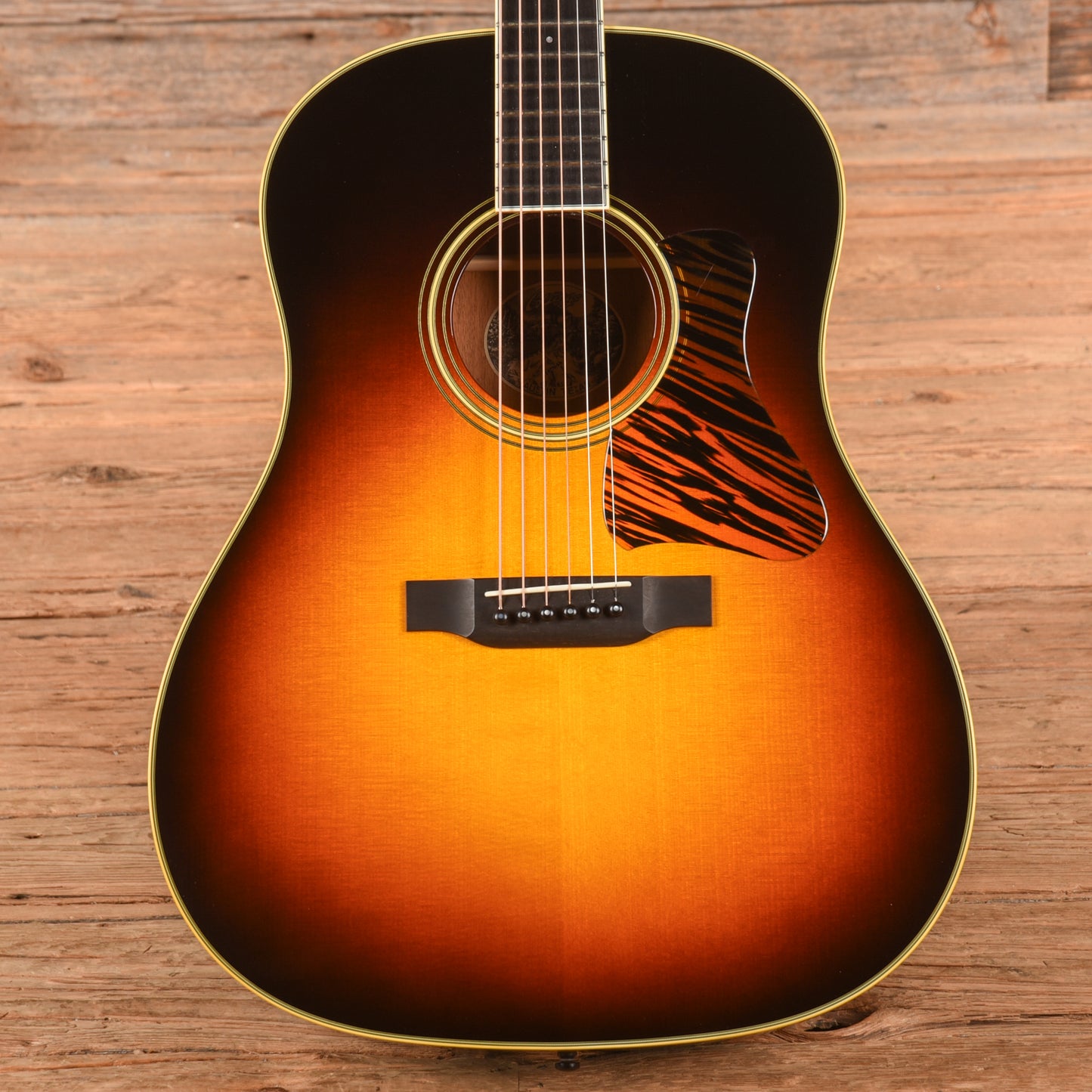 Collings CJ Mh GSS SB Varnish Sunburst Acoustic Guitars