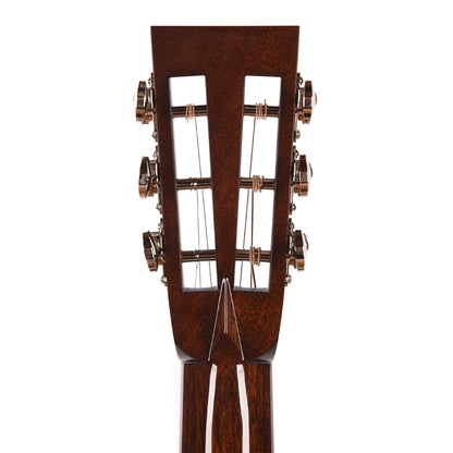 Collings 002H 12-Fret Traditional Torrefied Sitka/Rosewood Natural Acoustic Guitars / Concert