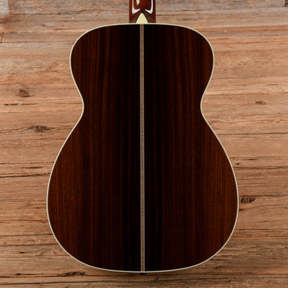 Collings 002H 14-Fret Natural Acoustic Guitars / OM and Auditorium