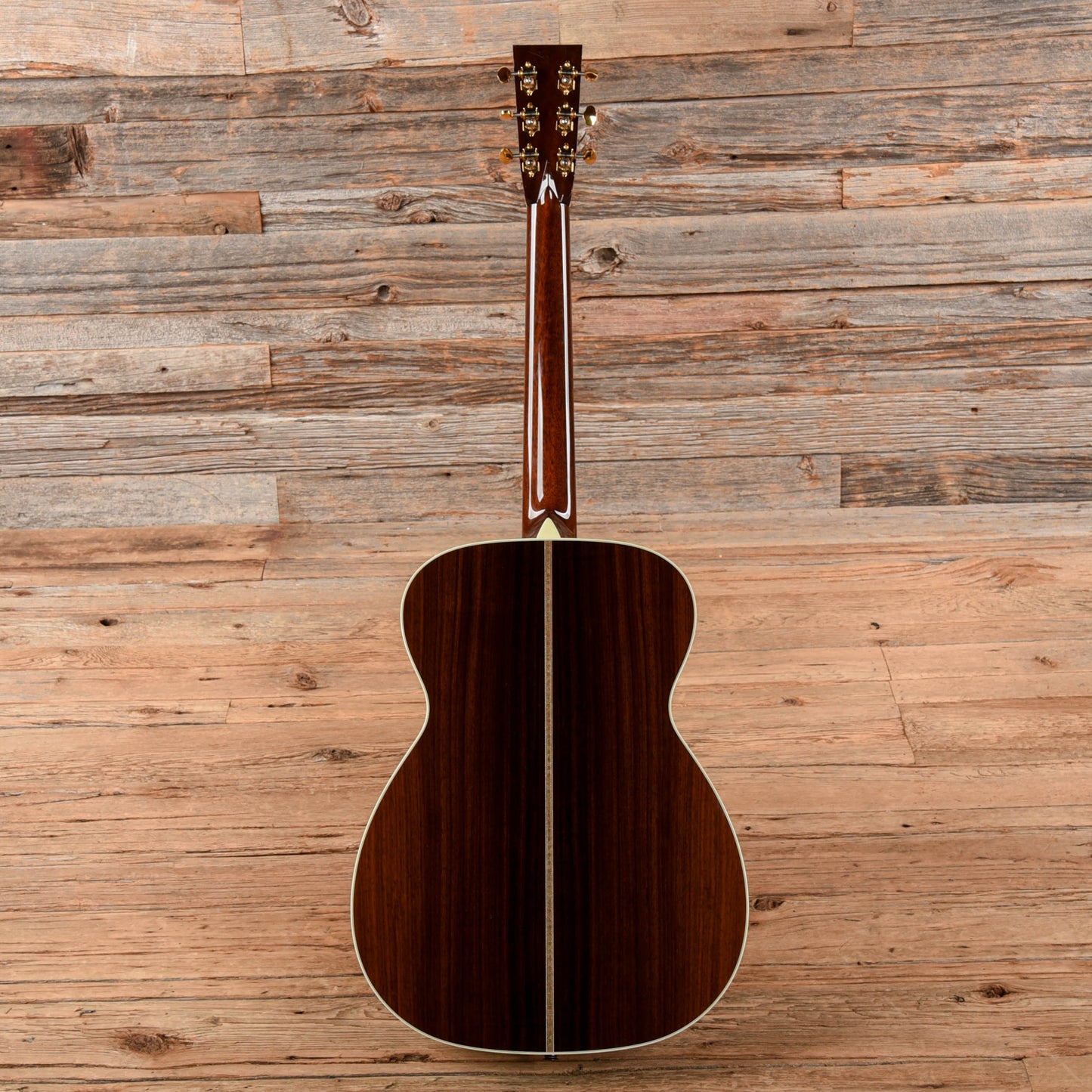 Collings 002H 14-Fret Natural Acoustic Guitars / OM and Auditorium
