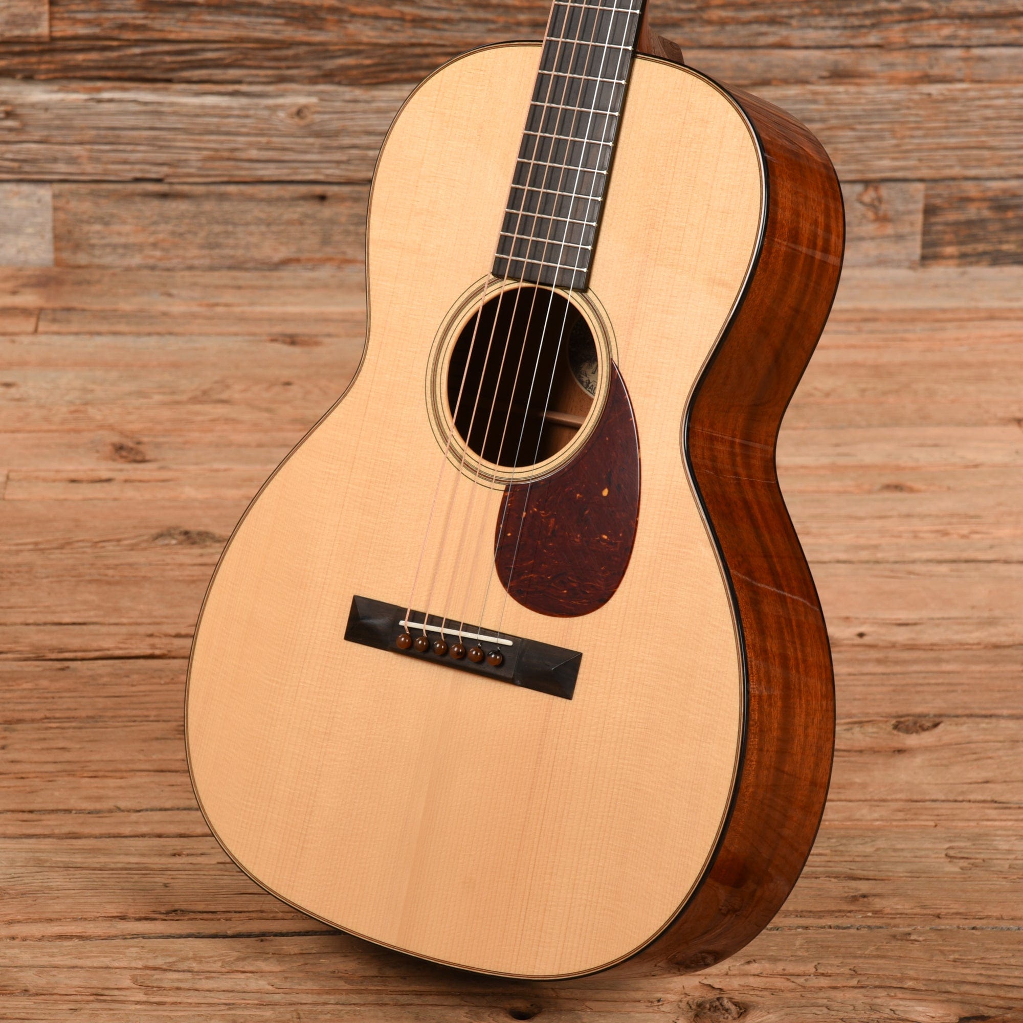 Collings 001 AT Natural Acoustic Guitars / Parlor