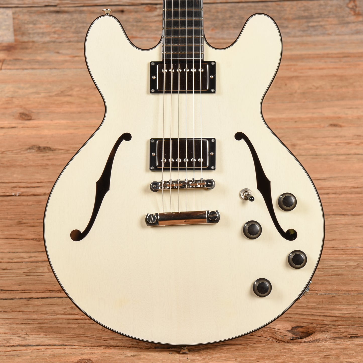 Collings I-35 Deluxe Vintage White Electric Guitars / Semi-Hollow