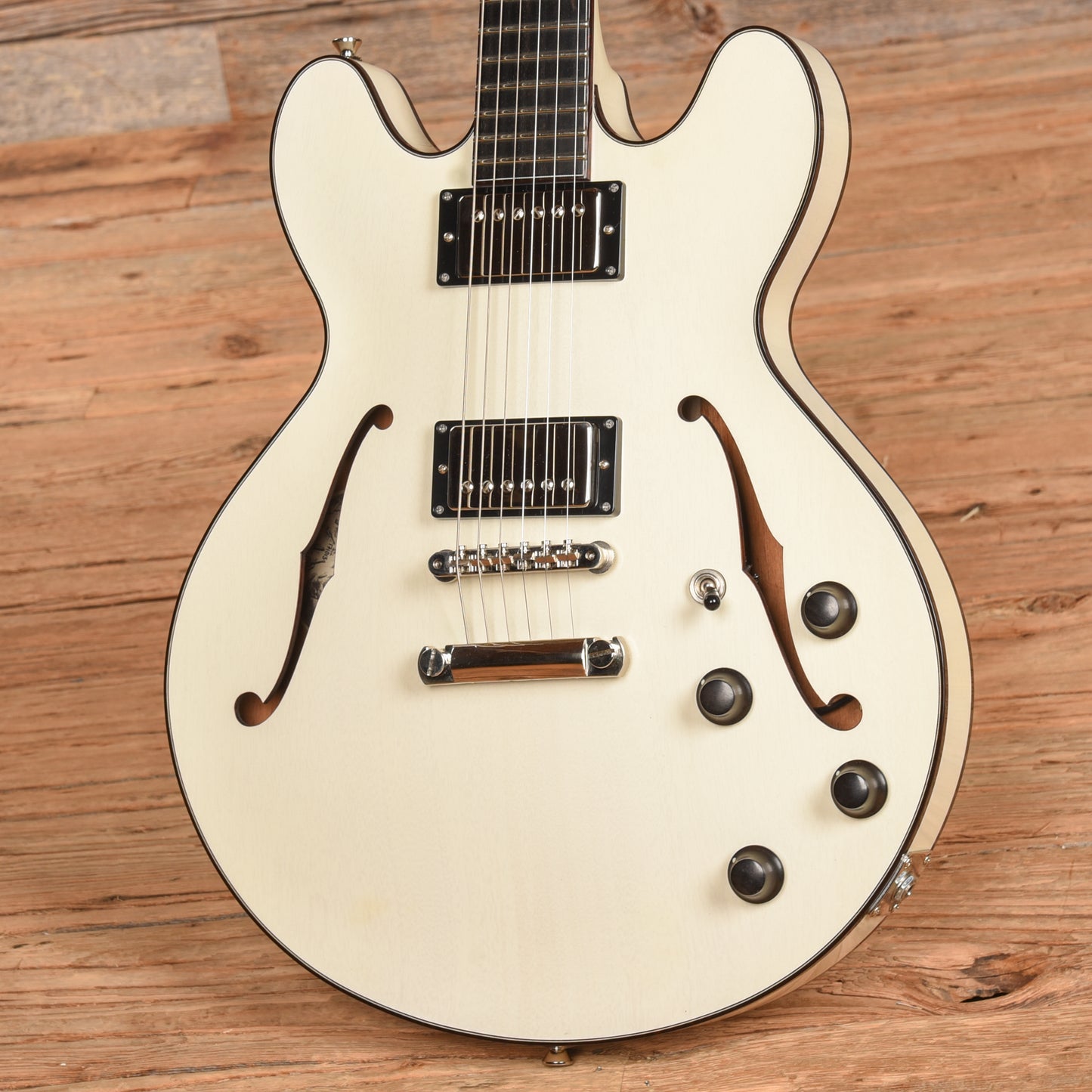 Collings I-35 Deluxe Vintage White Electric Guitars / Semi-Hollow