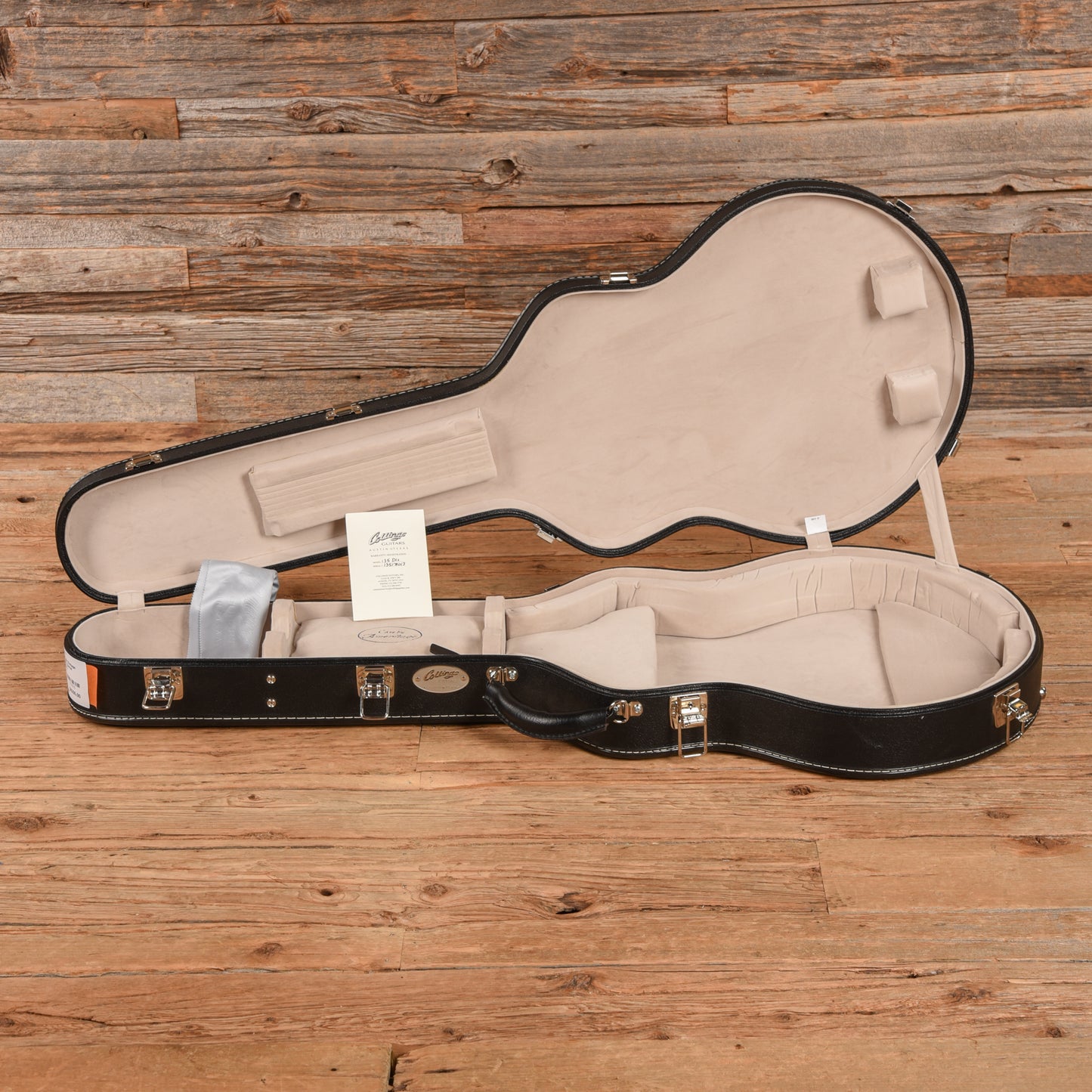 Collings I-35 Deluxe Vintage White Electric Guitars / Semi-Hollow