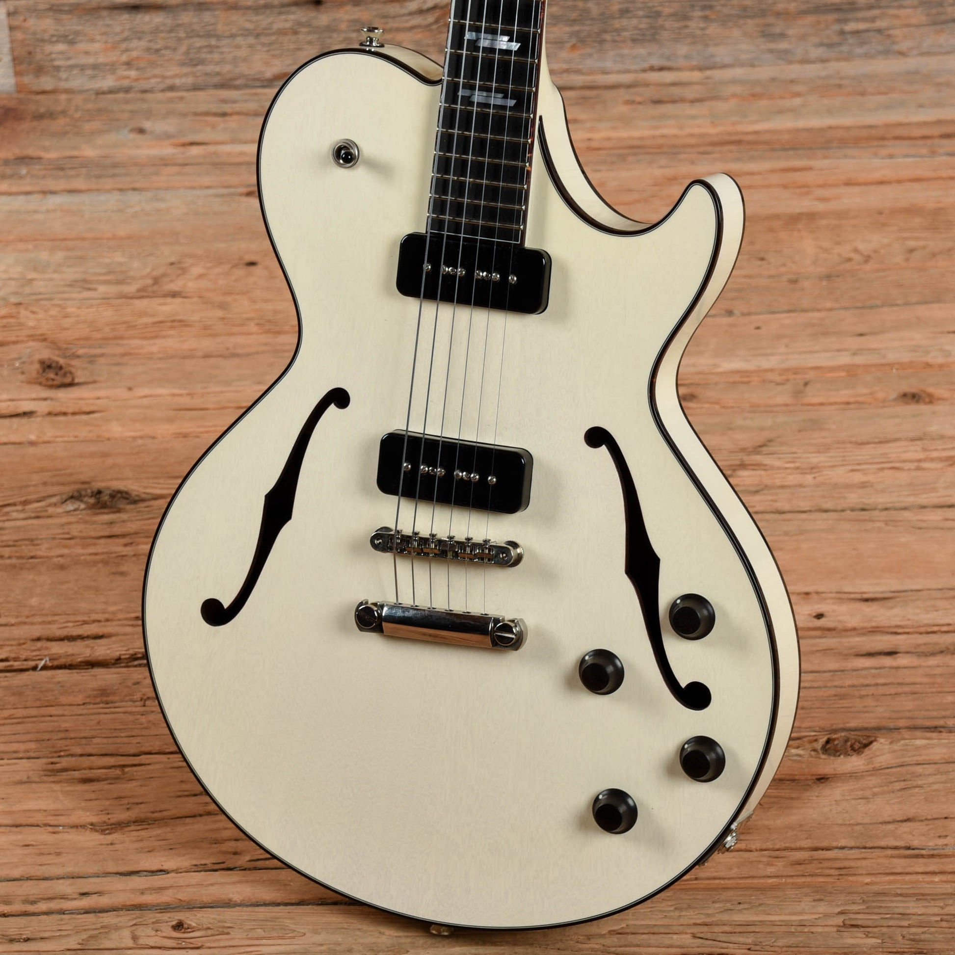 Collings SoCo Deluxe White 2017 Electric Guitars / Semi-Hollow