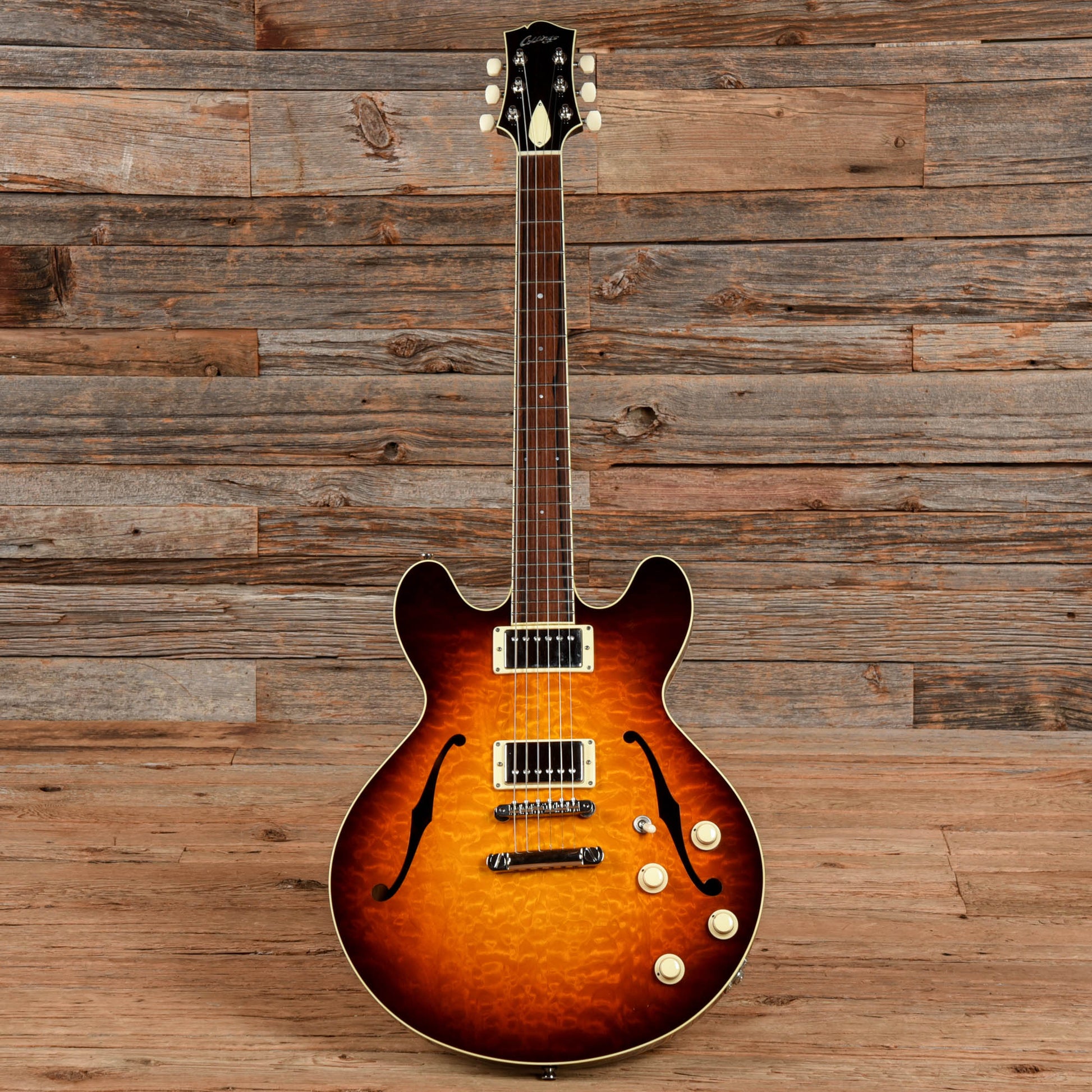 Collings I-35 DLX Sunburst 2015 Electric Guitars / Solid Body