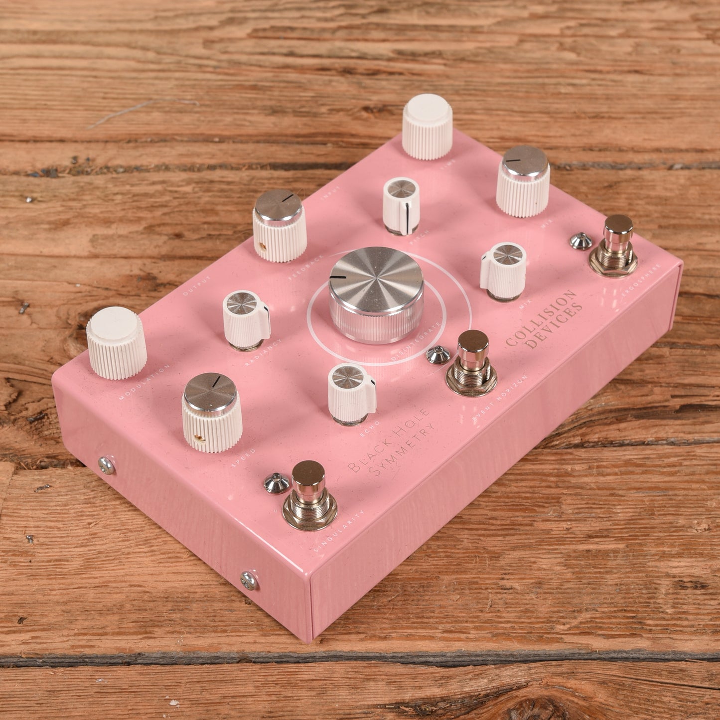 Collision Devices Black Hole Symmetry Pink Effects and Pedals / Delay