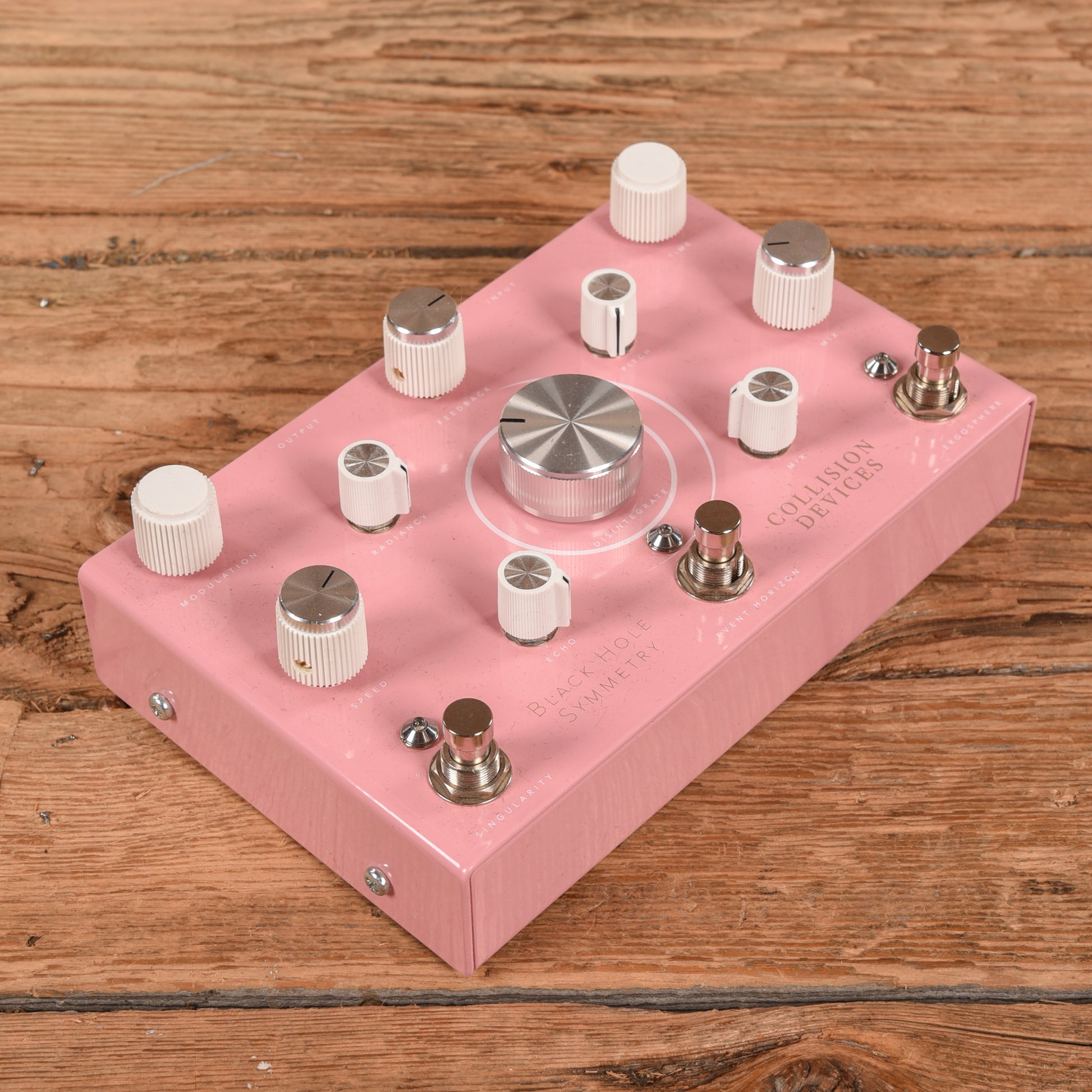 Collision Devices Black Hole Symmetry Pink Effects and Pedals / Delay