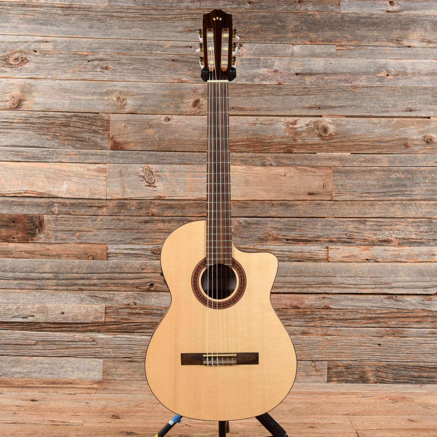 Cordoba C5-CE Natural Acoustic Guitars / Classical