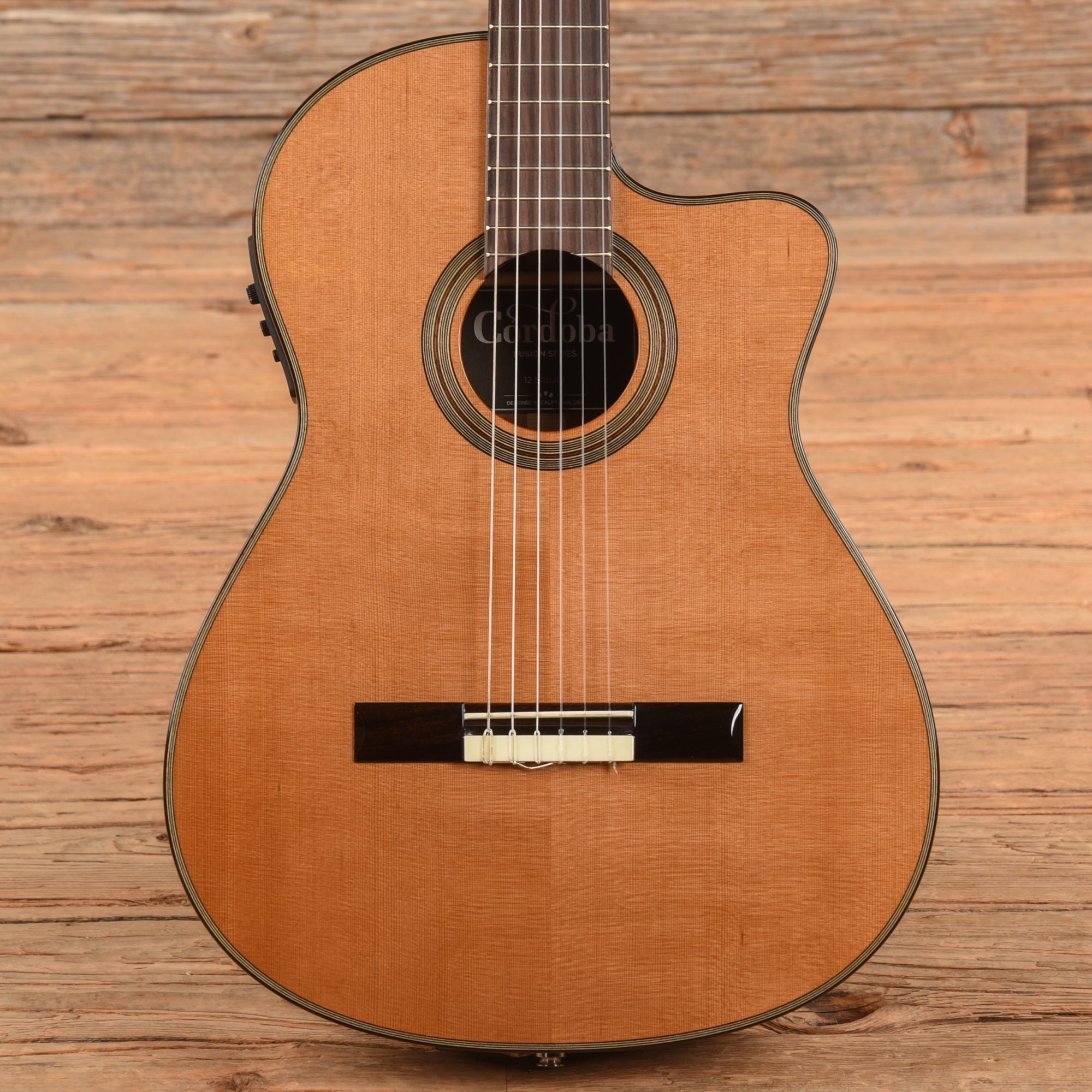 Cordoba Fusion 12 Natural Cedar Classical with Electronics Natural Acoustic Guitars / Classical