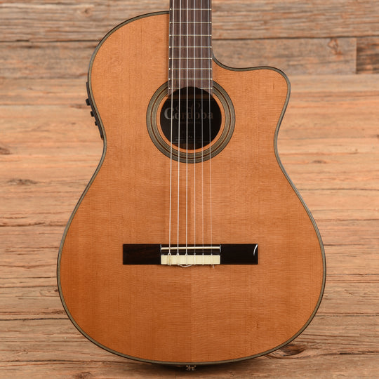 Cordoba Fusion 12 Natural Cedar Classical with Electronics Natural Acoustic Guitars / Classical