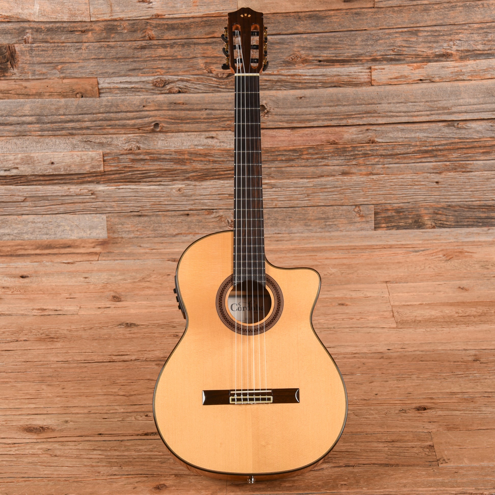 Cordoba GK Studio Natural 2020 Acoustic Guitars / Classical