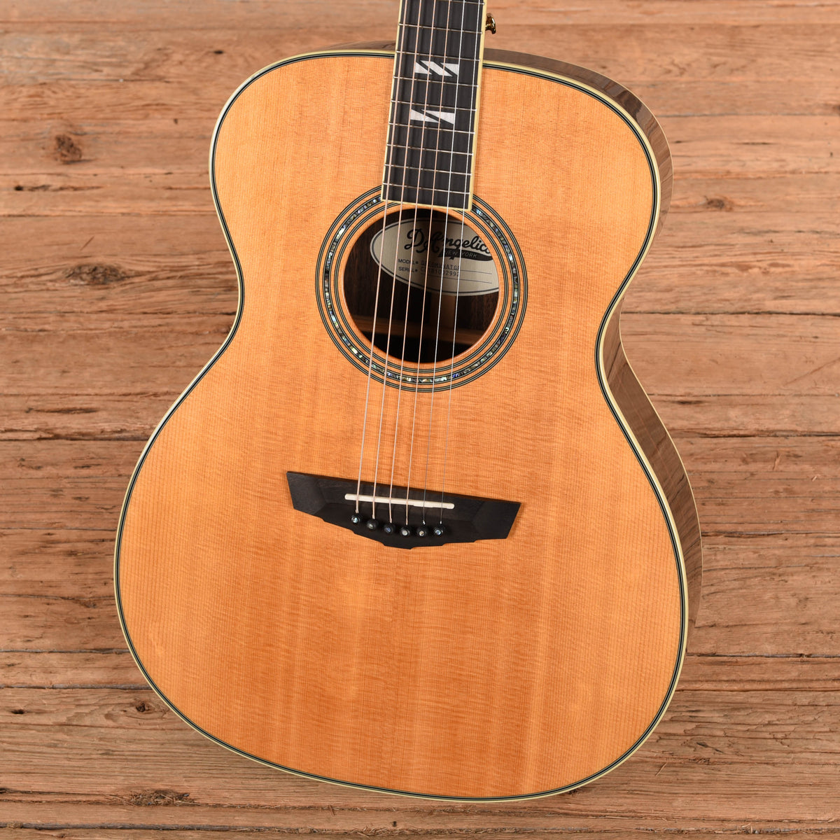 D'Angelico DAEOMVNATGP Natural Acoustic Guitars