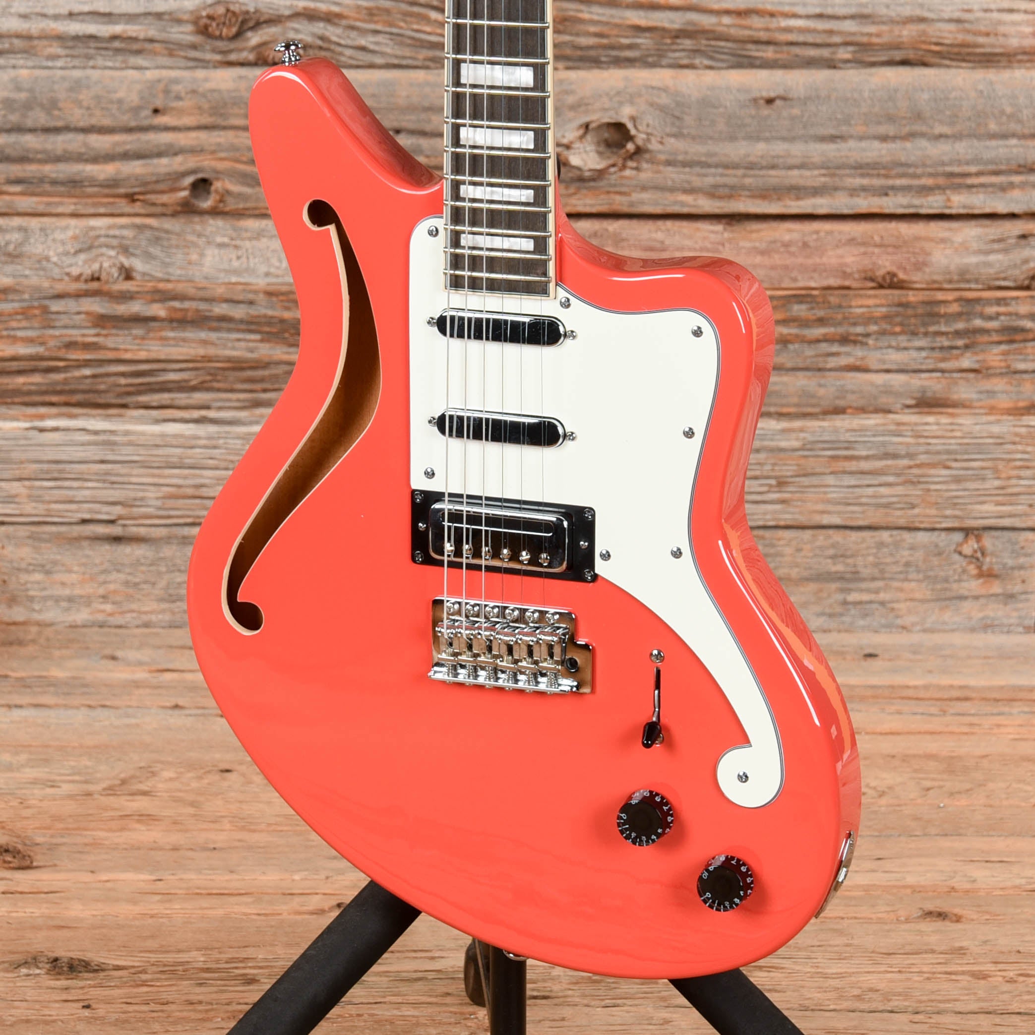 D'Angelico Premier Bedford SH Red 2021 – Chicago Music Exchange