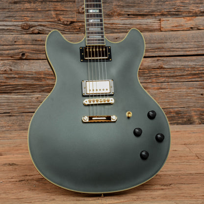 D'Angelico Deluxe DC Satin Black 2016 Electric Guitars / Semi-Hollow