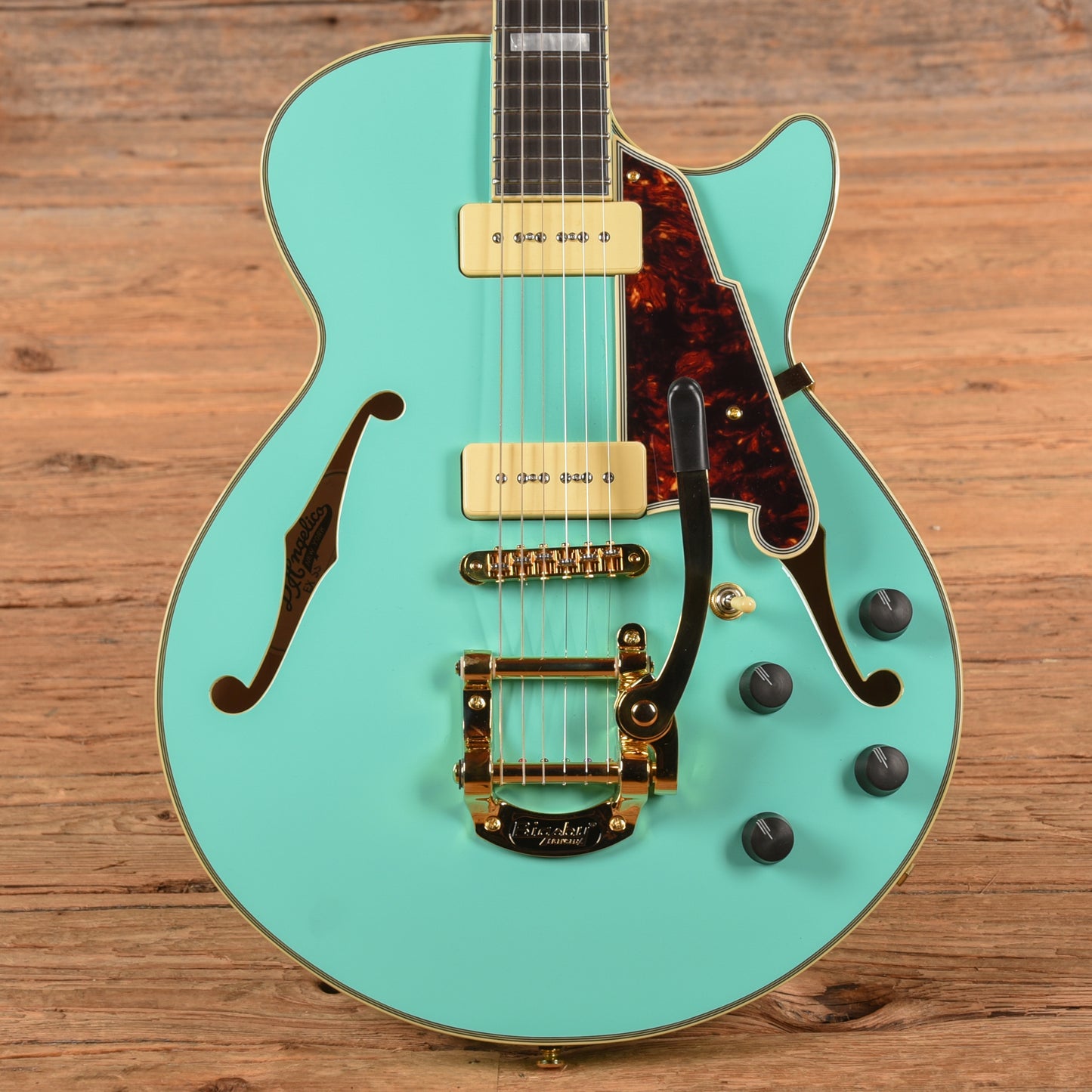 D'Angelico Excel Shoreline Semi-Hollow w/ Bigsby Surf Green 2017 Electric Guitars / Semi-Hollow
