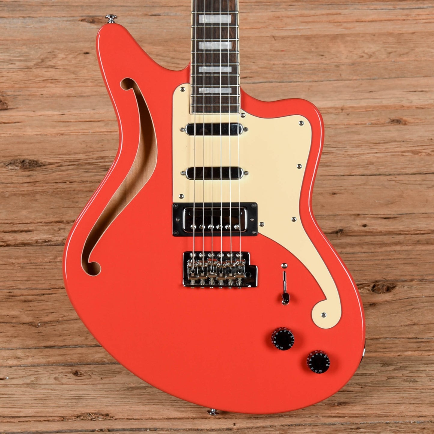 D'Angelico Premier Bedford SH Fiesta Red Electric Guitars / Semi-Hollow