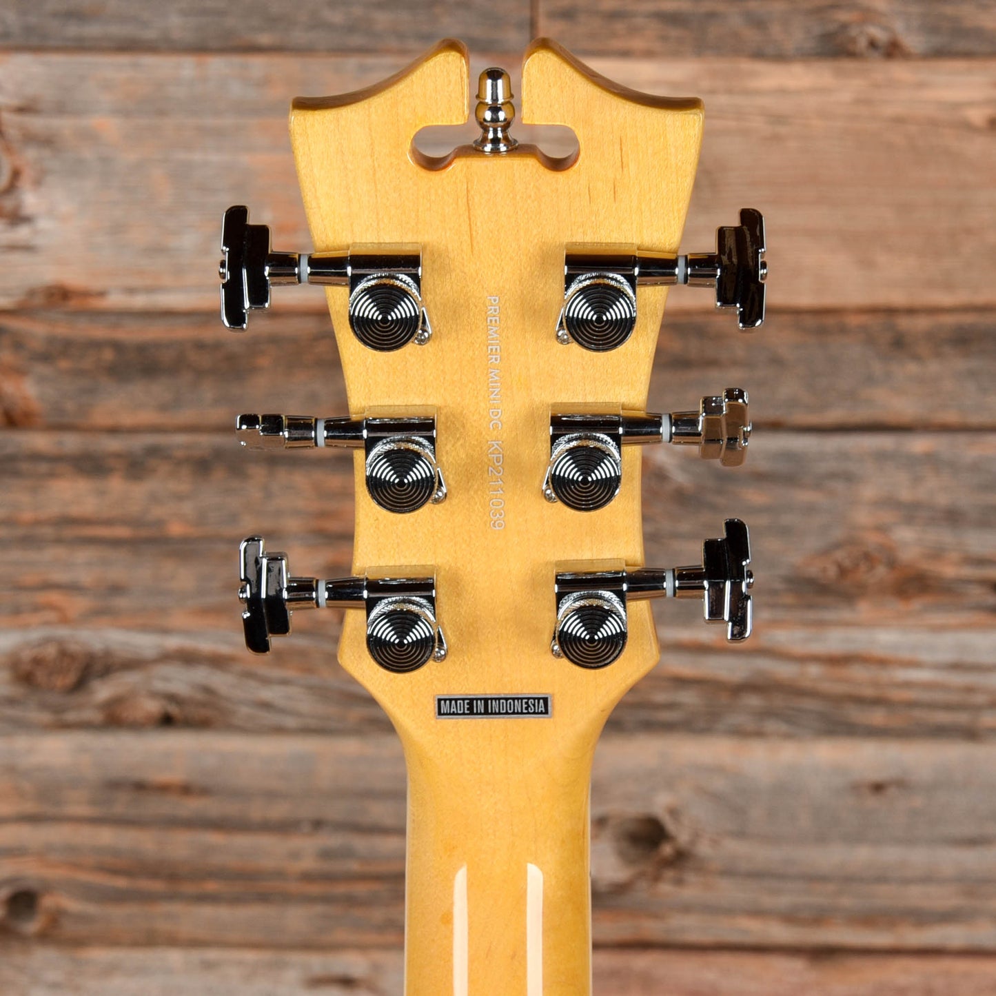 D'Angelico Premier DC Mini Natural Electric Guitars / Semi-Hollow