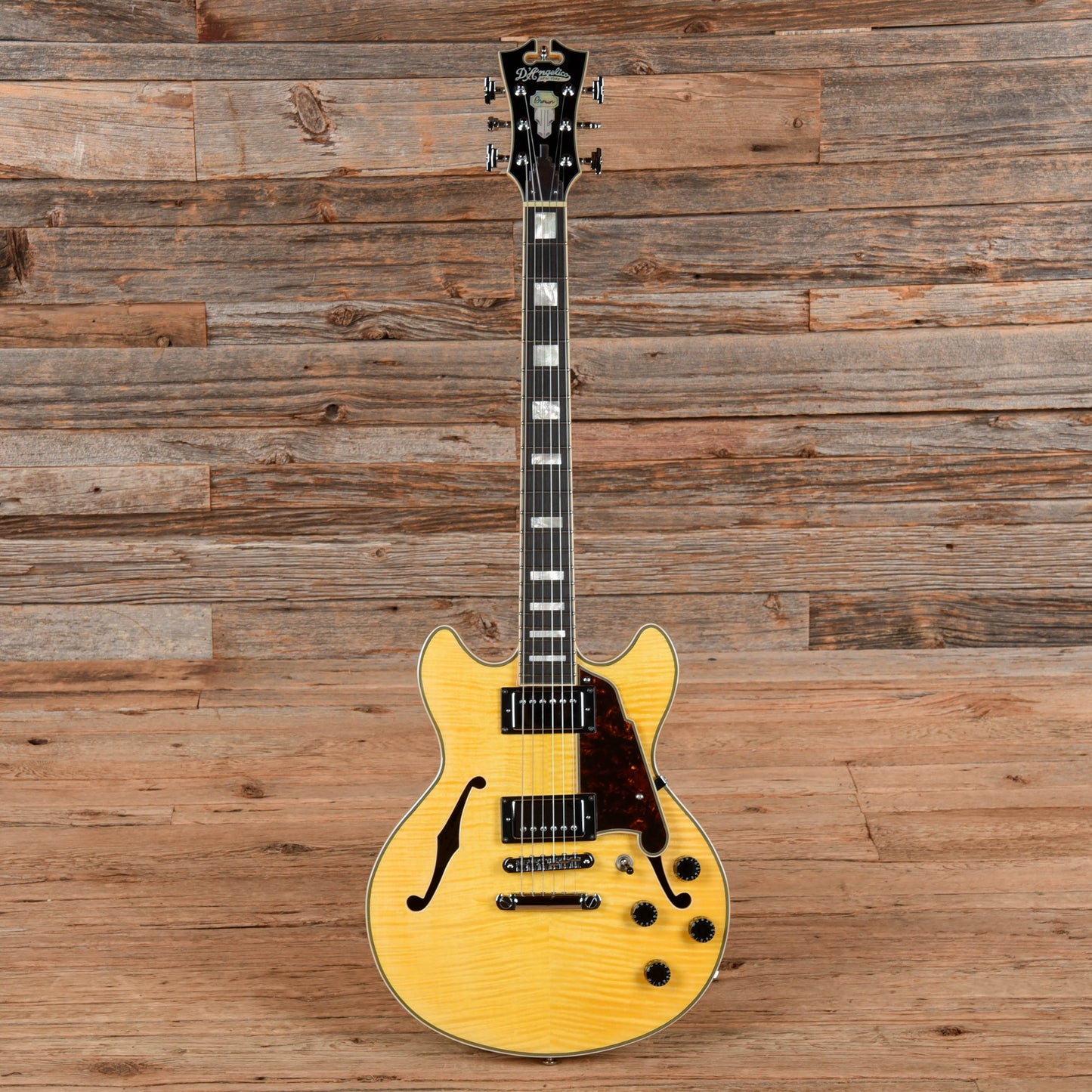 D'Angelico Premier DC Mini Natural Electric Guitars / Semi-Hollow