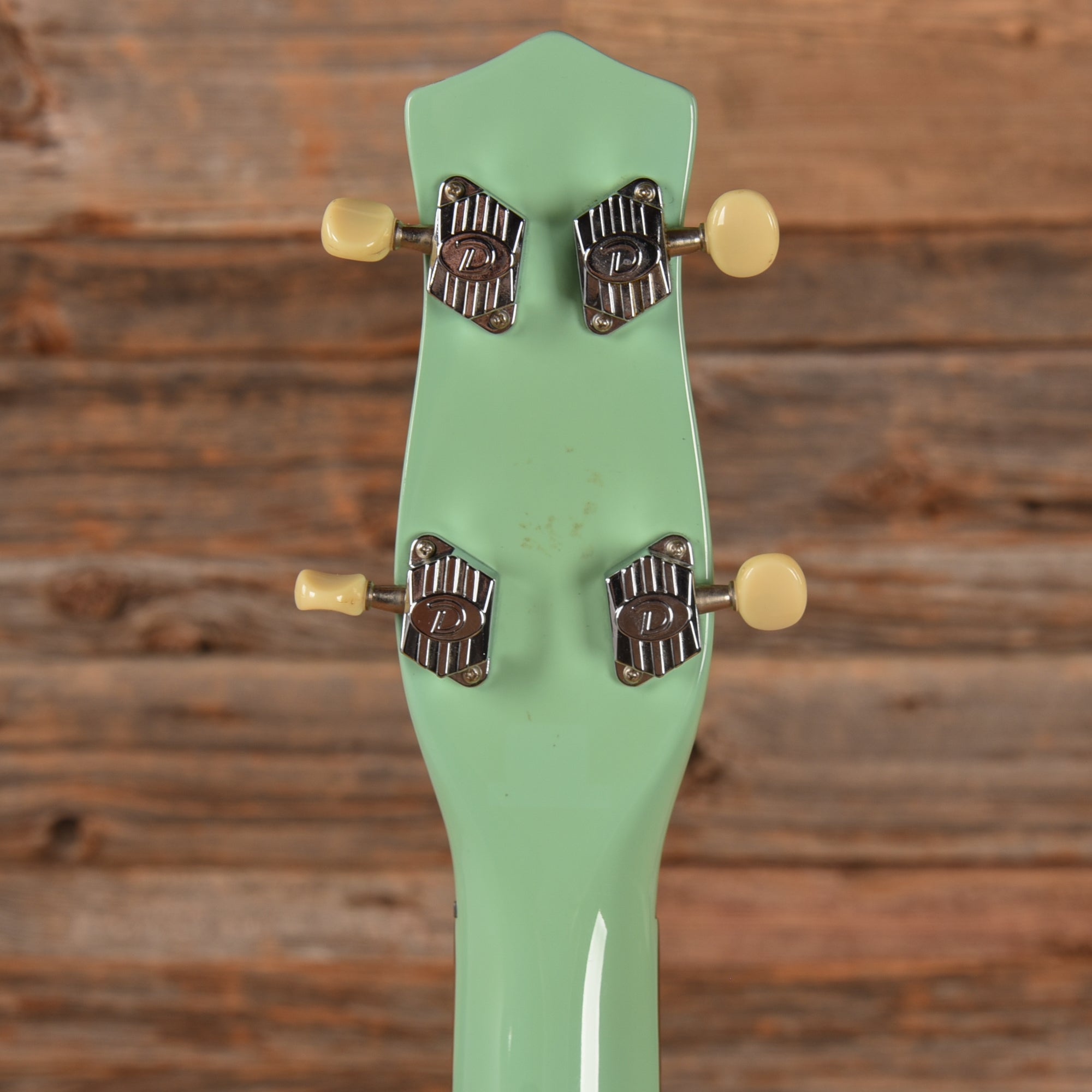 Danelectro Longhorn Bass Surf Green Bass Guitars / 4-String