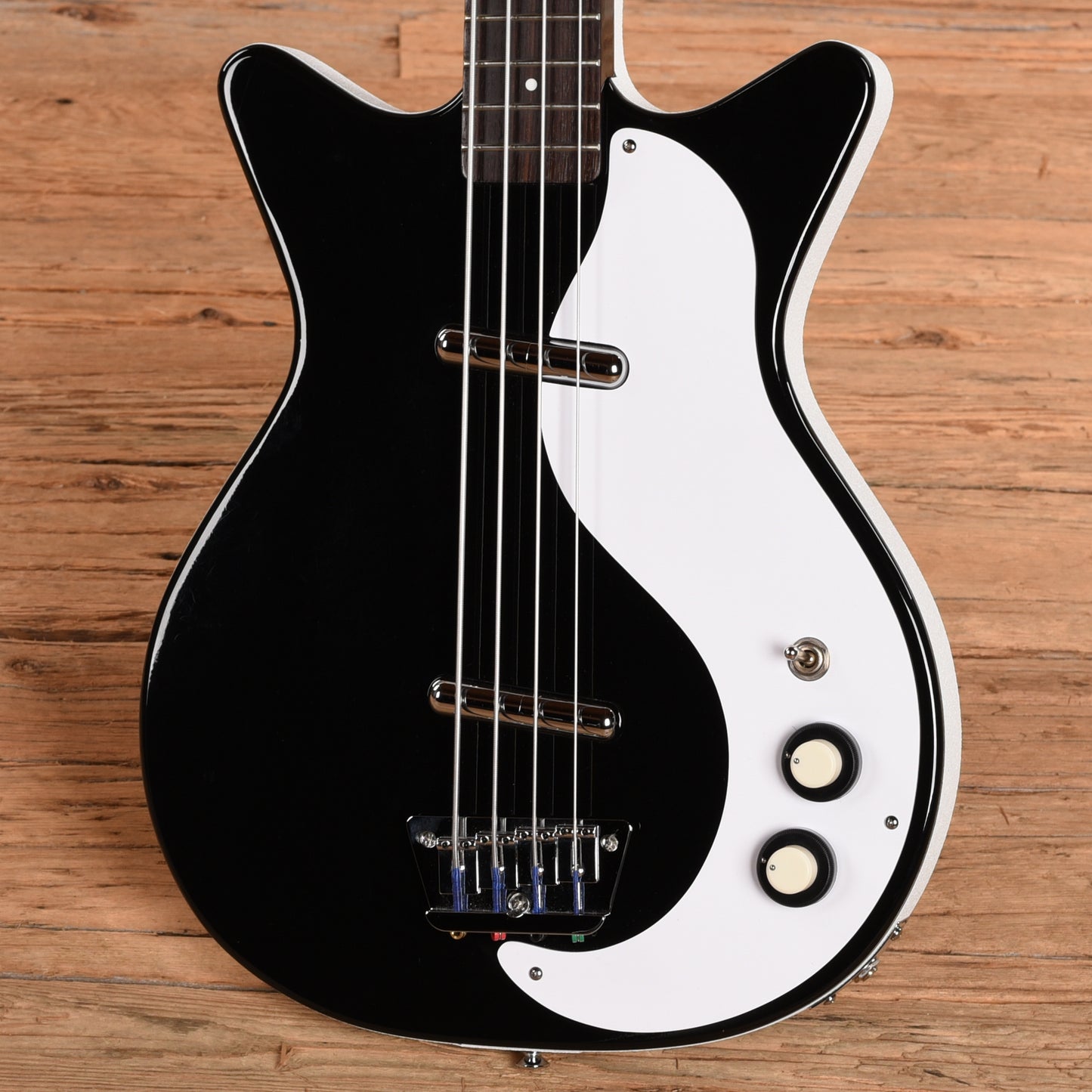 Danelectro 59DC Longscale Bass Black 2010 Bass Guitars