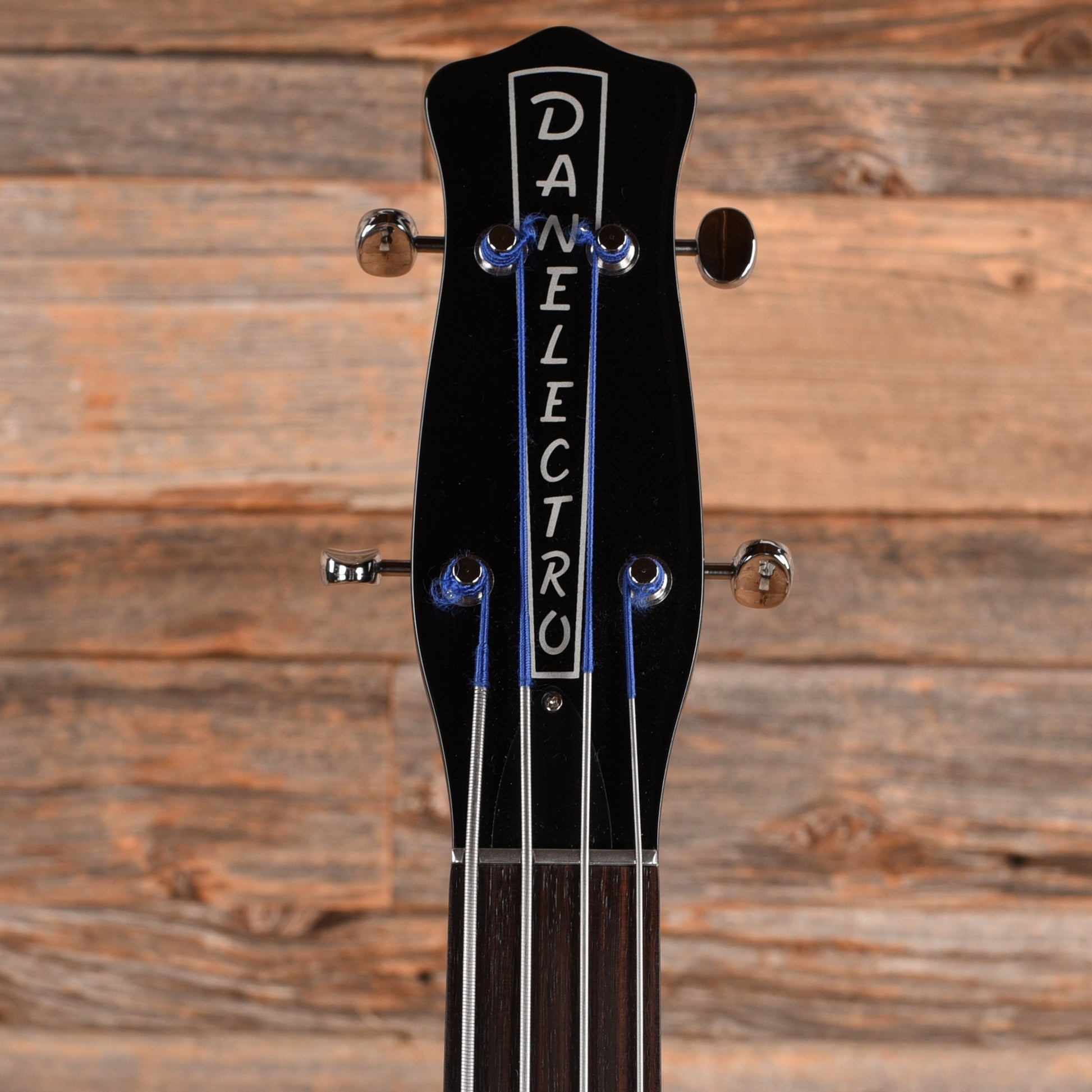Danelectro 59DC Longscale Bass Black 2010 Bass Guitars
