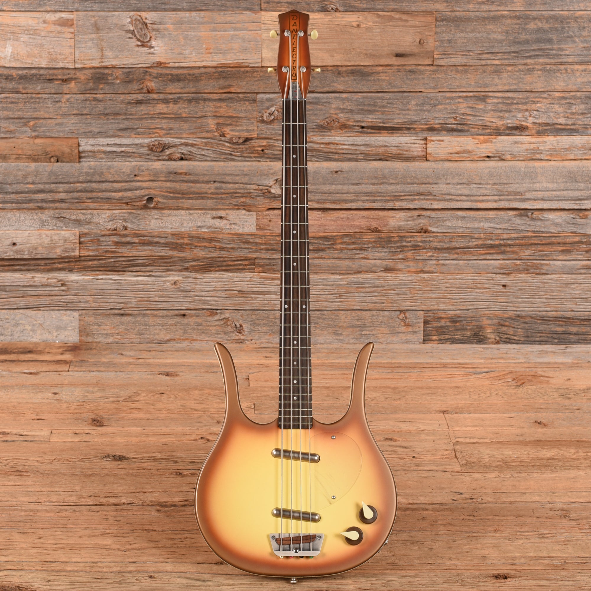 Danelectro Longhorn Short Scale Sunburst Bass Guitars