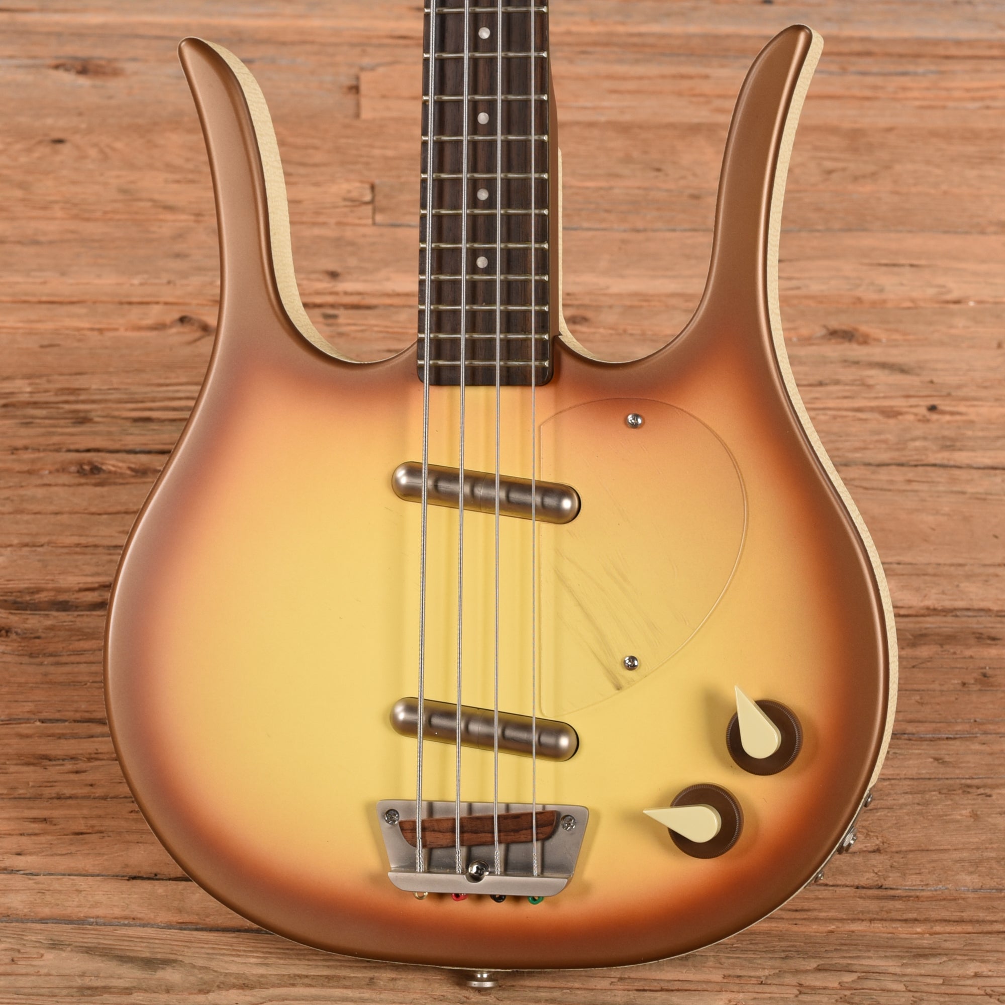 Danelectro Longhorn Short Scale Sunburst Bass Guitars