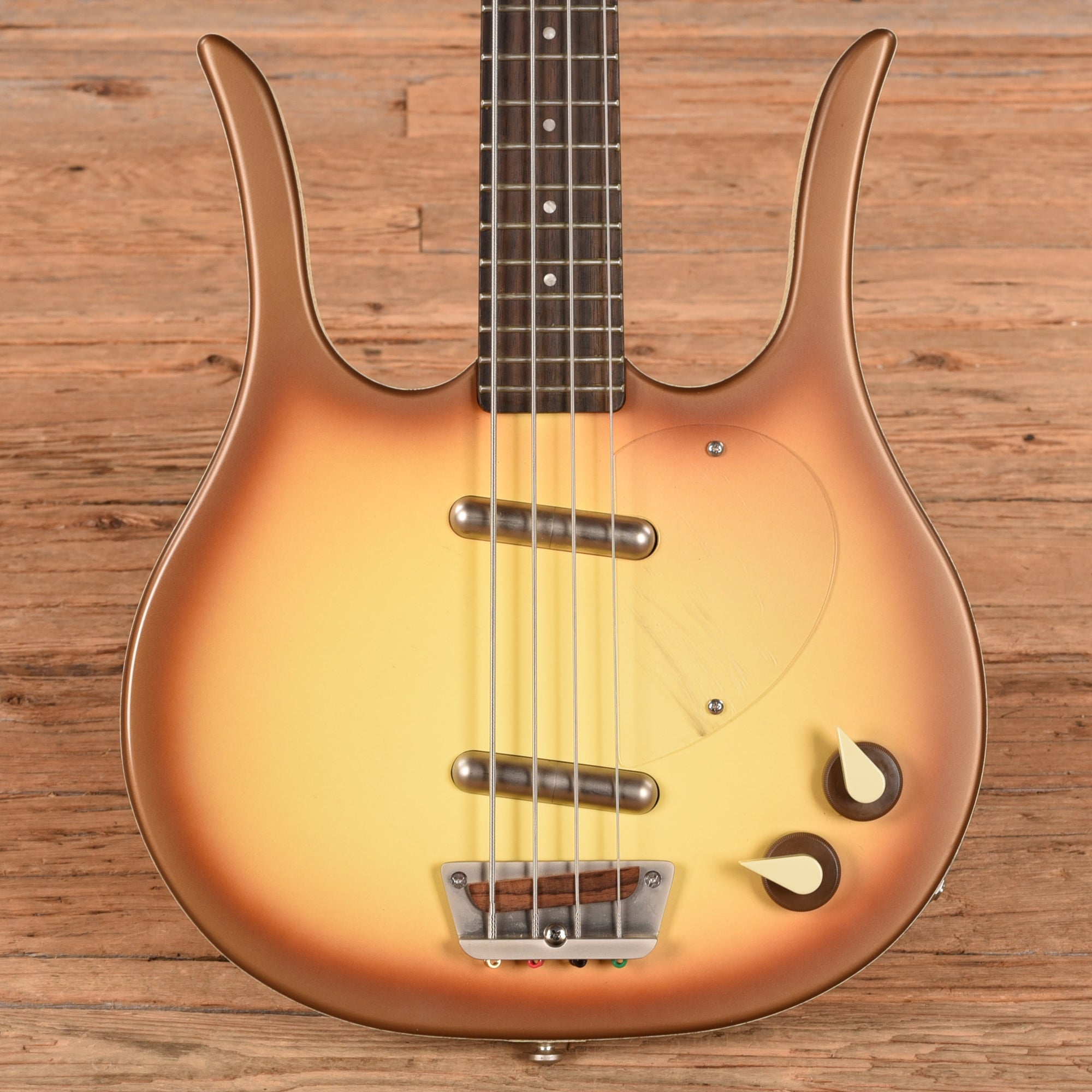 Danelectro Longhorn Short Scale Sunburst Bass Guitars
