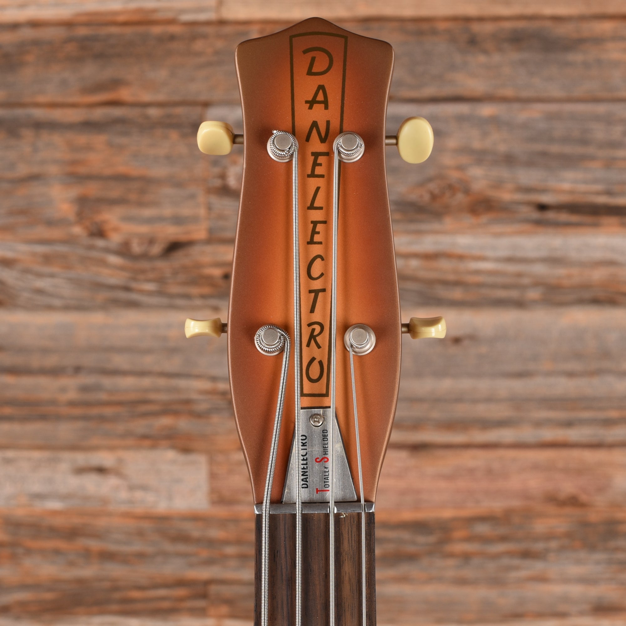 Danelectro Longhorn Short Scale Sunburst Bass Guitars