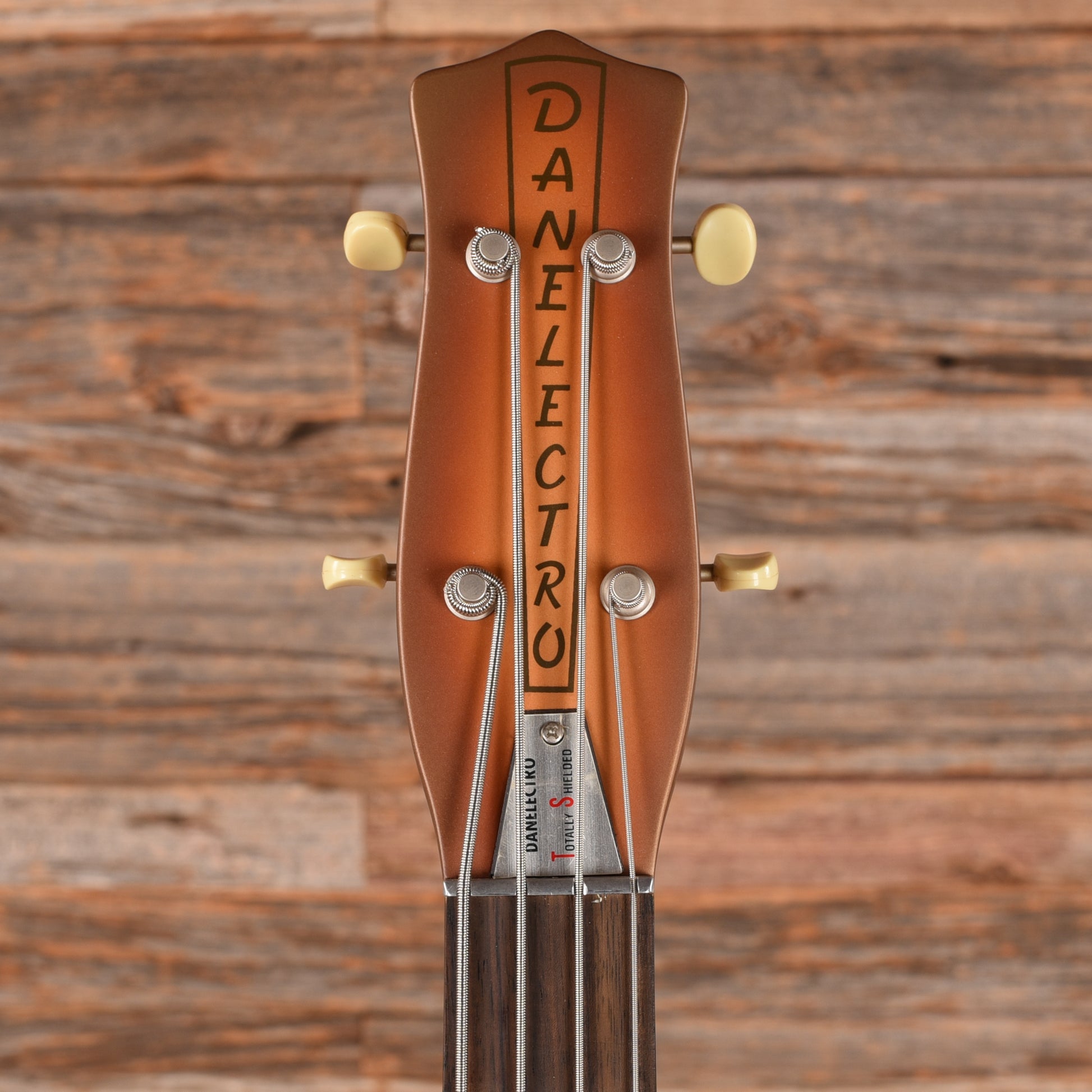 Danelectro Longhorn Short Scale Sunburst Bass Guitars